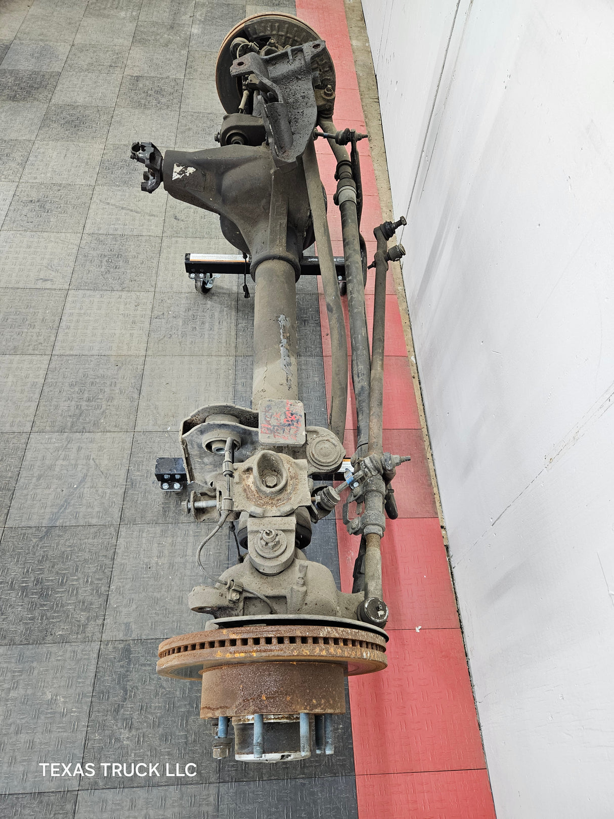 2013-2016 Ford Super Duty F250 F350 FRONT Axle 3.31 Gear Ratio