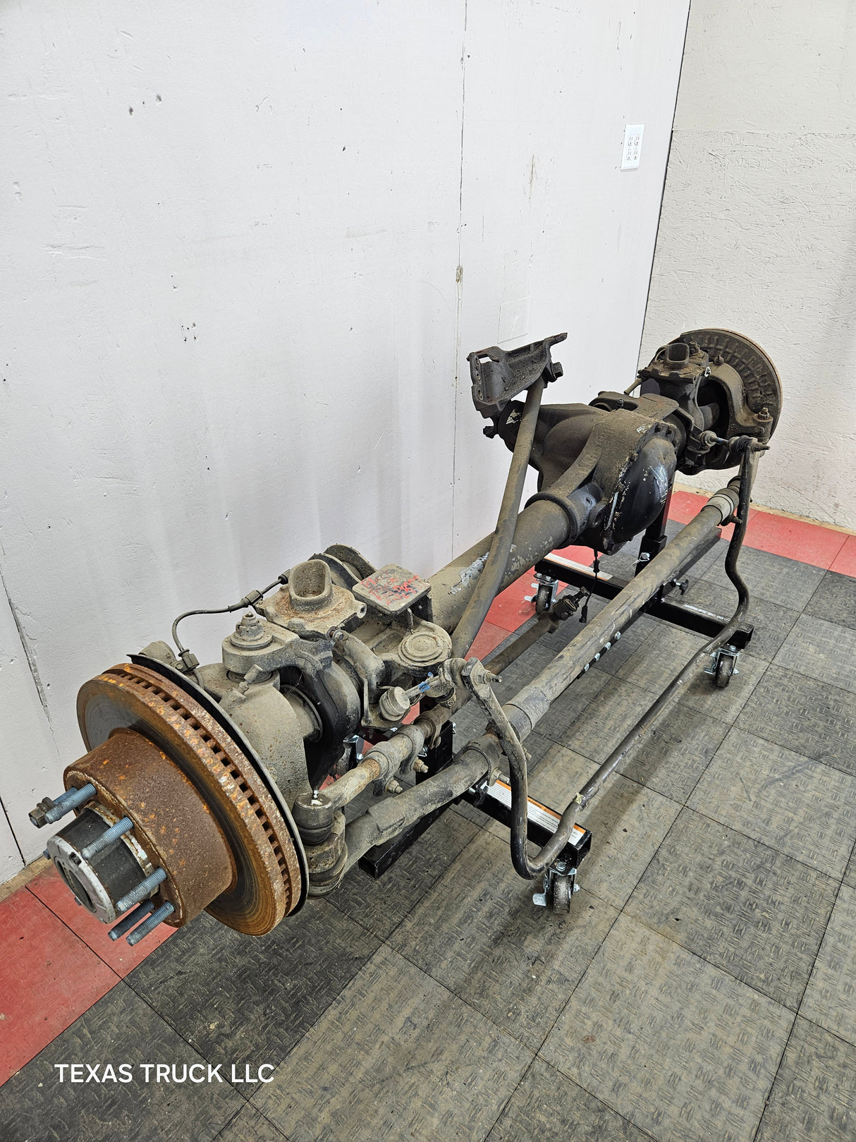 2013-2016 Ford Super Duty F250 F350 FRONT Axle 3.31 Gear Ratio