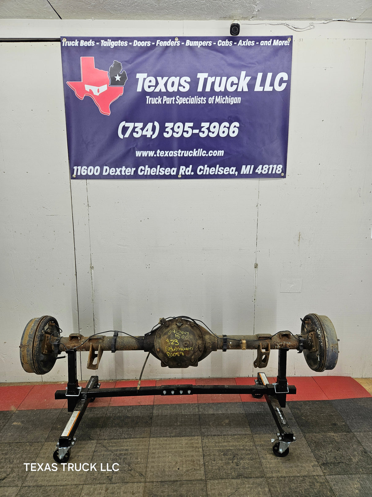 2009-2013 Chevrolet Silverado GMC Sierra 1500 Rear Axle 3.23 Gear Ratio