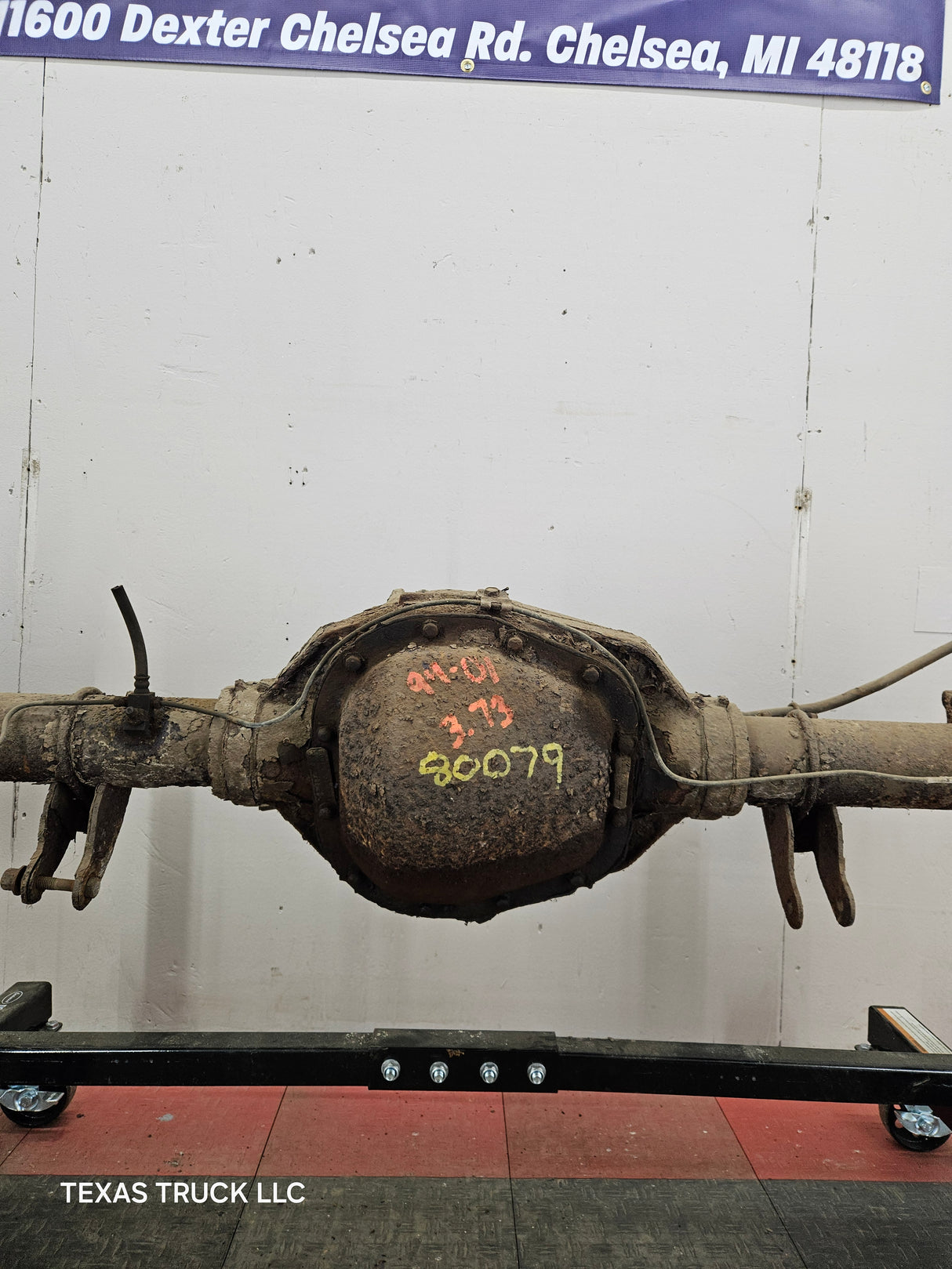 1999-2001 Ford Super Duty F250 F350 SRW Rear Axle 3.73 Ratio