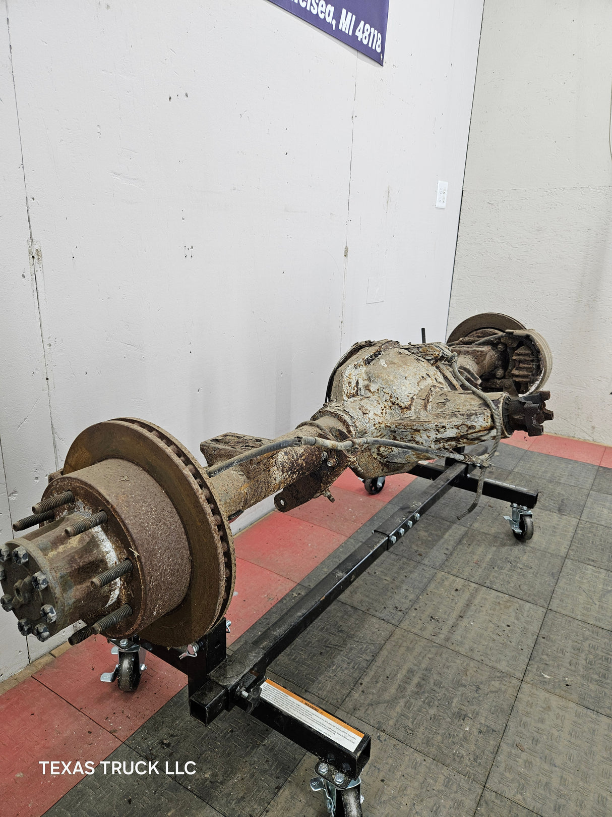 1999-2001 Ford Super Duty F250 F350 SRW Rear Axle 3.73 Ratio