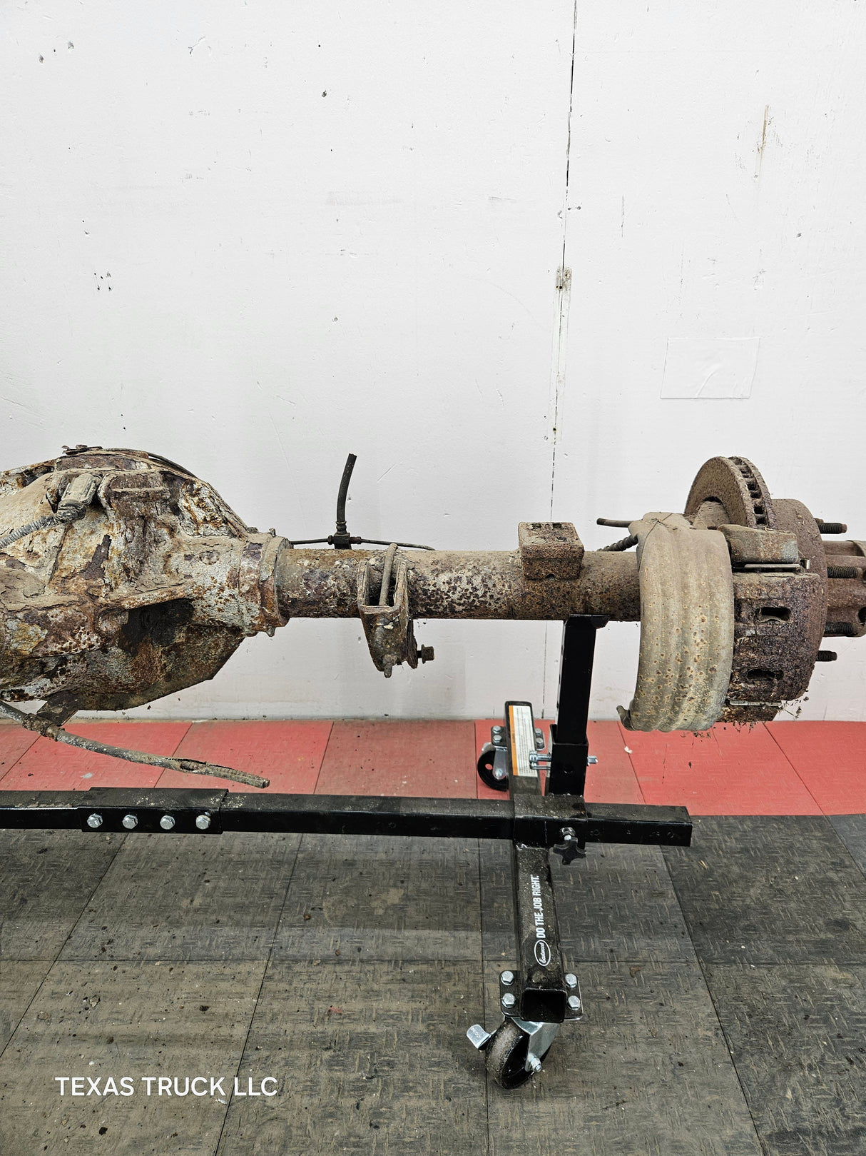 1999-2001 Ford Super Duty F250 F350 SRW Rear Axle 3.73 Ratio