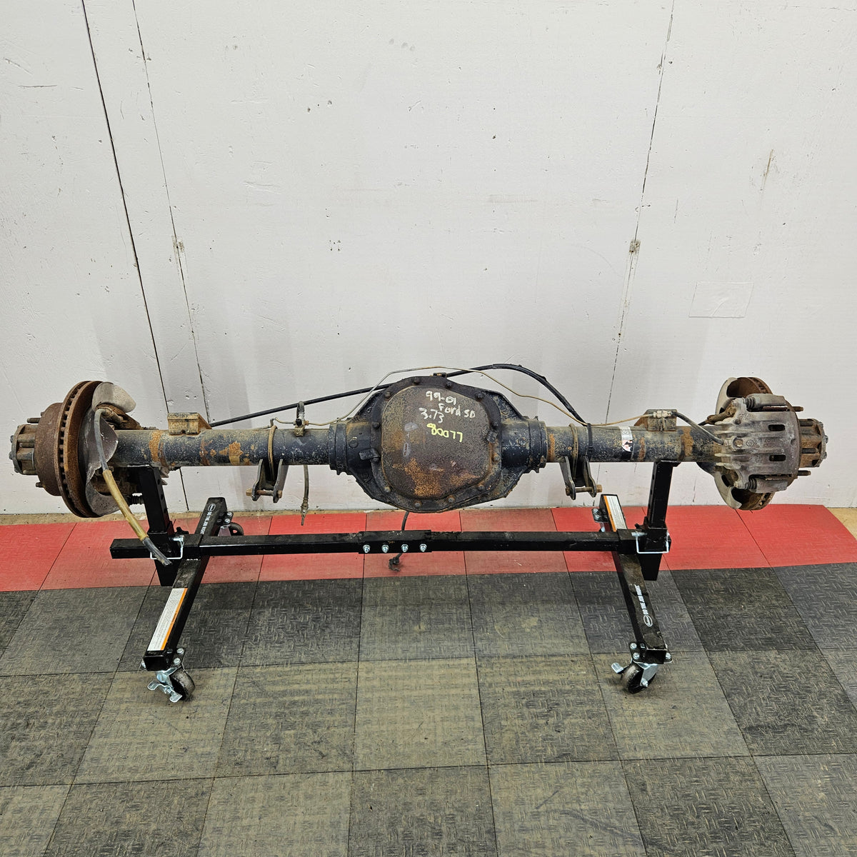 Axle For '87-'96 Ford Truck, Left Hand Side. 33 3/16, 5 Lug, 31 Spline USA Standard Gear main image 1