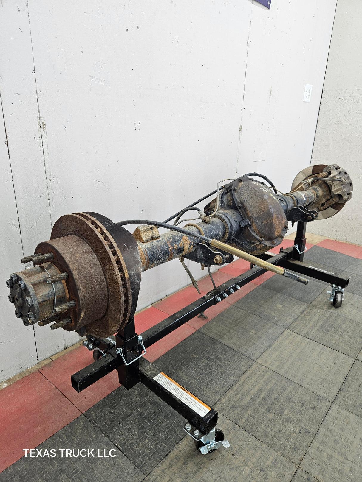 1999-2001 Ford Super Duty F250 F350 SRW Rear Axle 3.73 Ratio