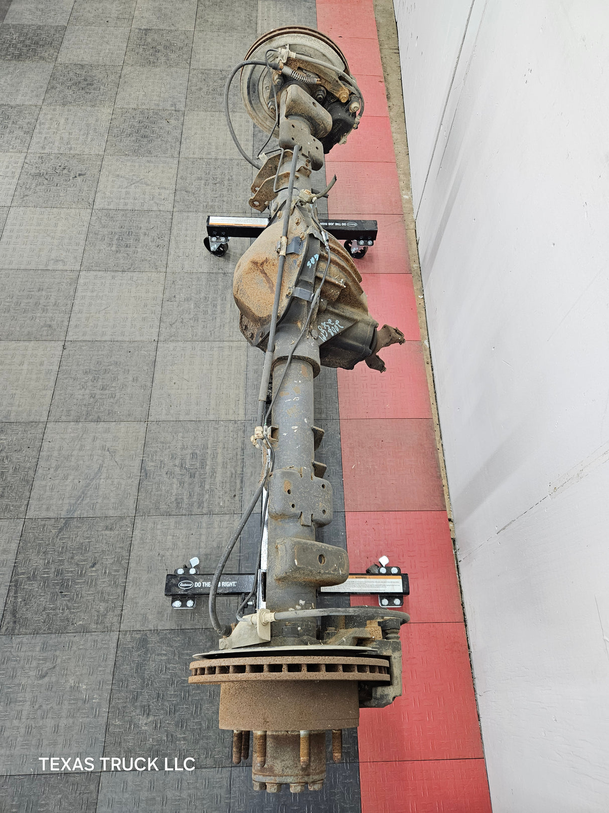 2008-2010 Chevrolet Silverado / GMC Sierra 2500 2500HD 3500HD Rear Axle 3.73 10.5"