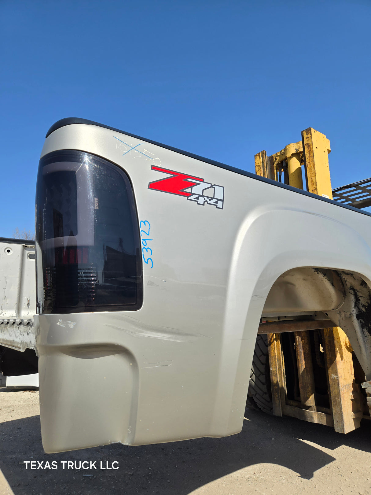 2007-2013 GMC Sierra 1500 5' 8" Short Truck Bed