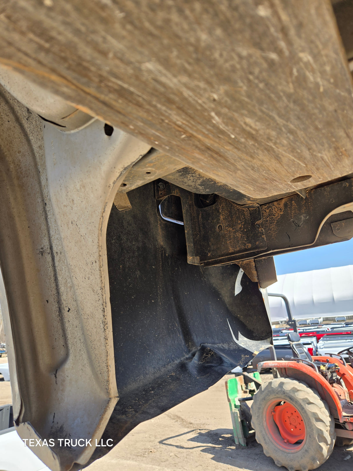 2007-2013 GMC Sierra 1500 5' 8" Short Truck Bed