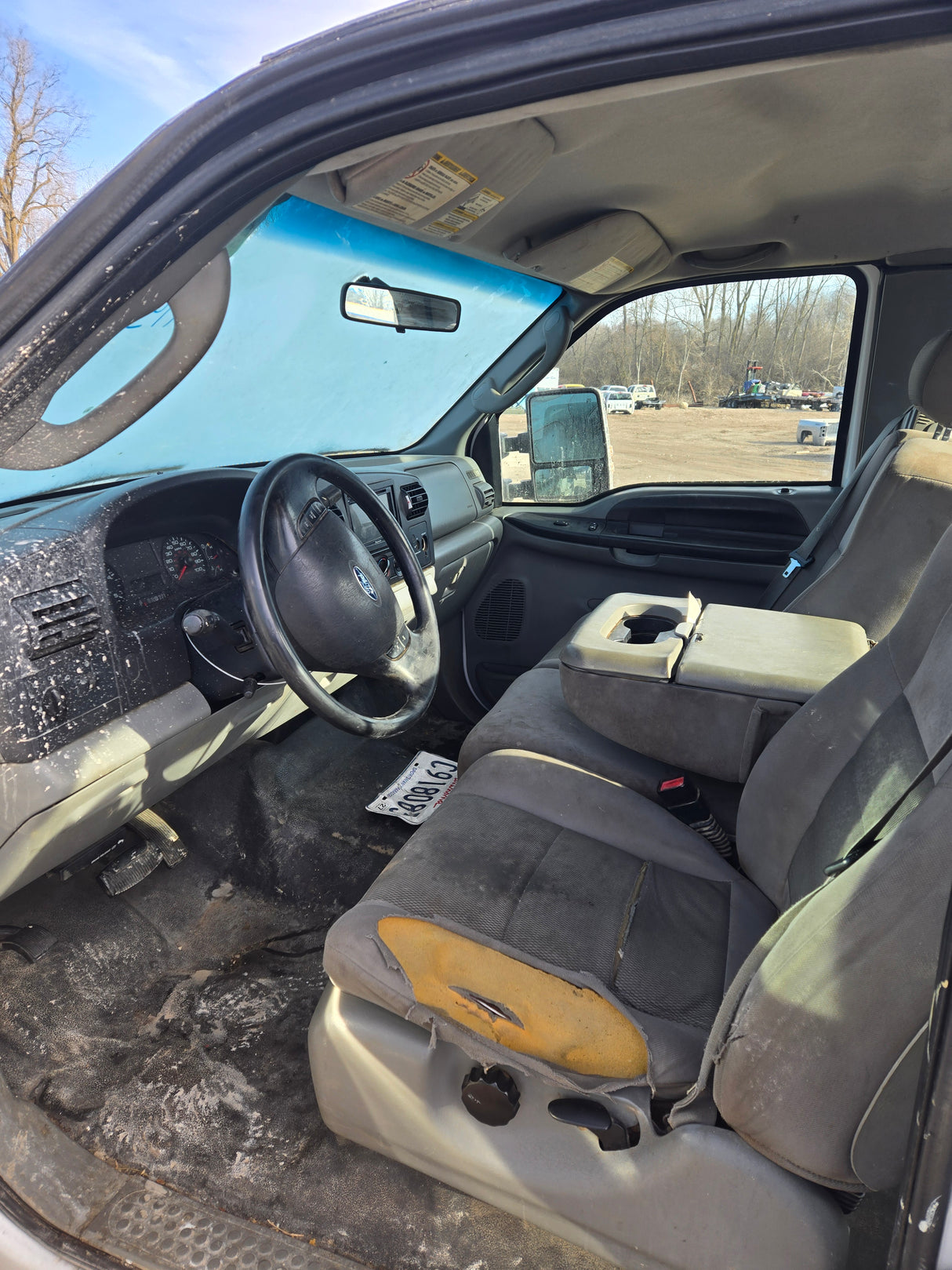 2005 Ford F-250 Super Duty 6.0L Power Stroke - FULL PART OUT