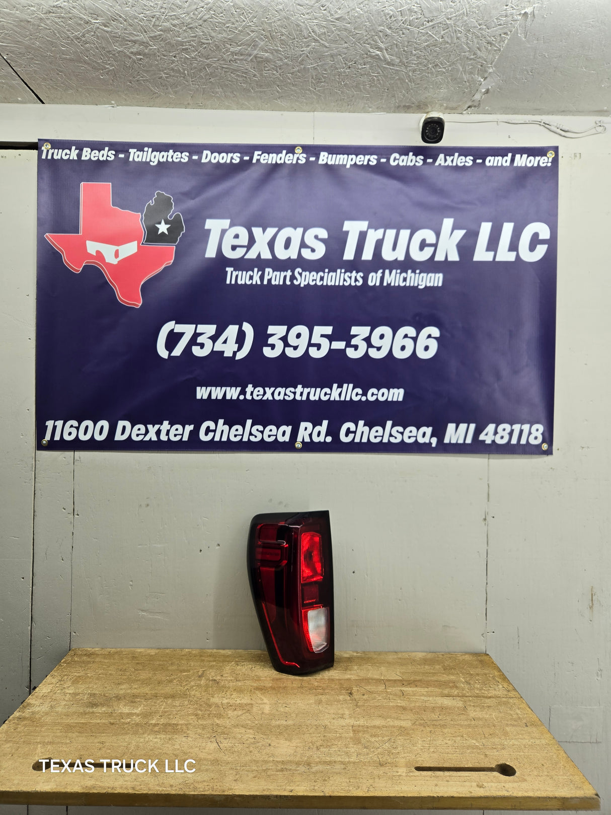 2019-2023 GMC Sierra 1500 2500 3500 HD LH Driver Side Tail Light 85105348