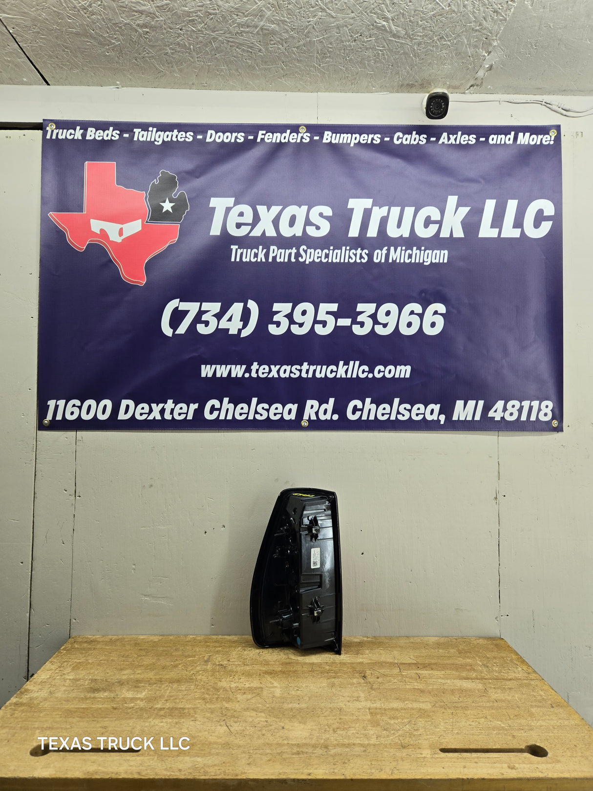 2019-2023 GMC Sierra 1500 2500 3500 HD LH Driver Side Tail Light 85105348