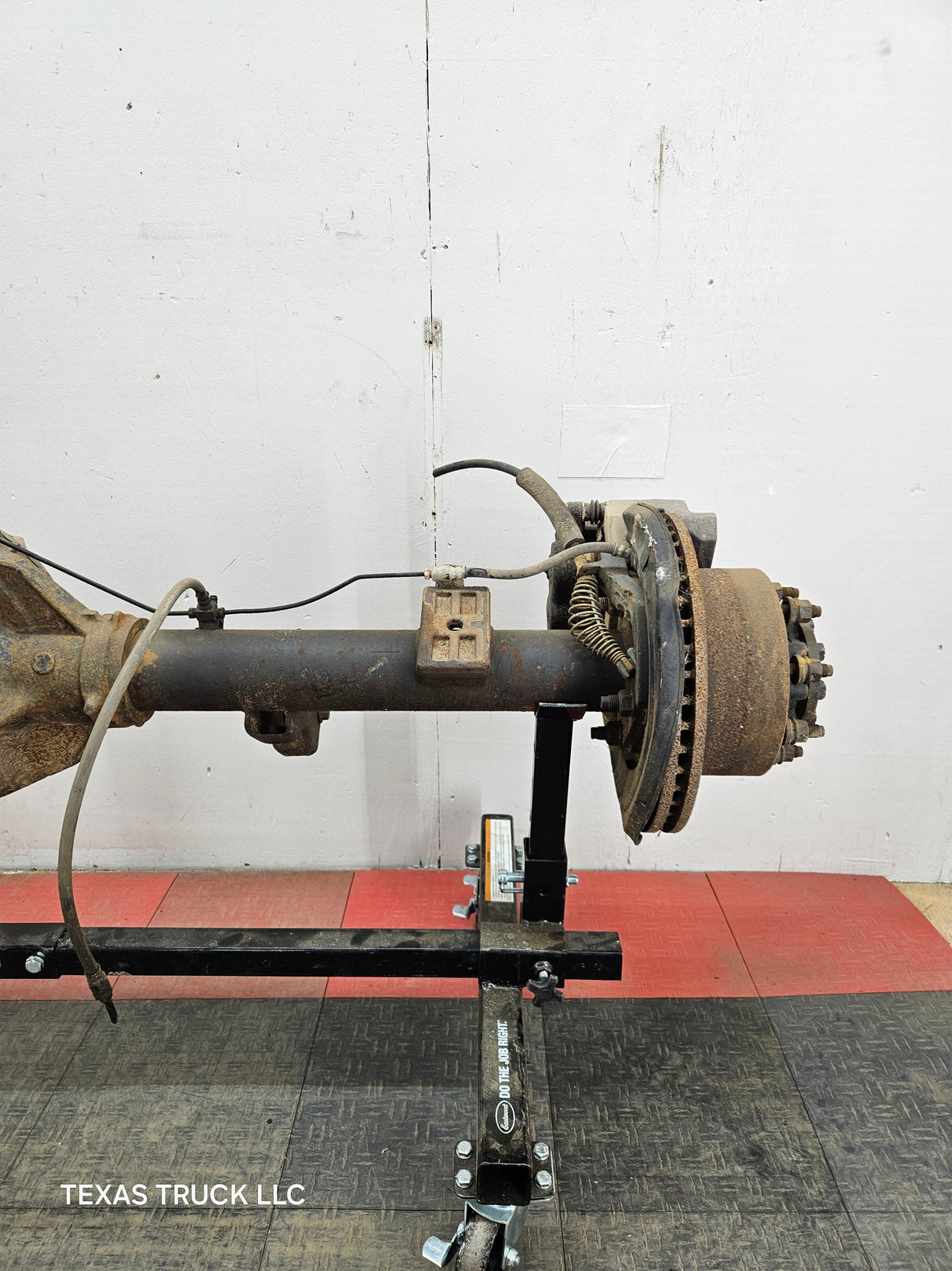 2005-2010 Ford Super Duty F250 F350 SRW Rear Axle 3.55 Gear Ratio 162k miles