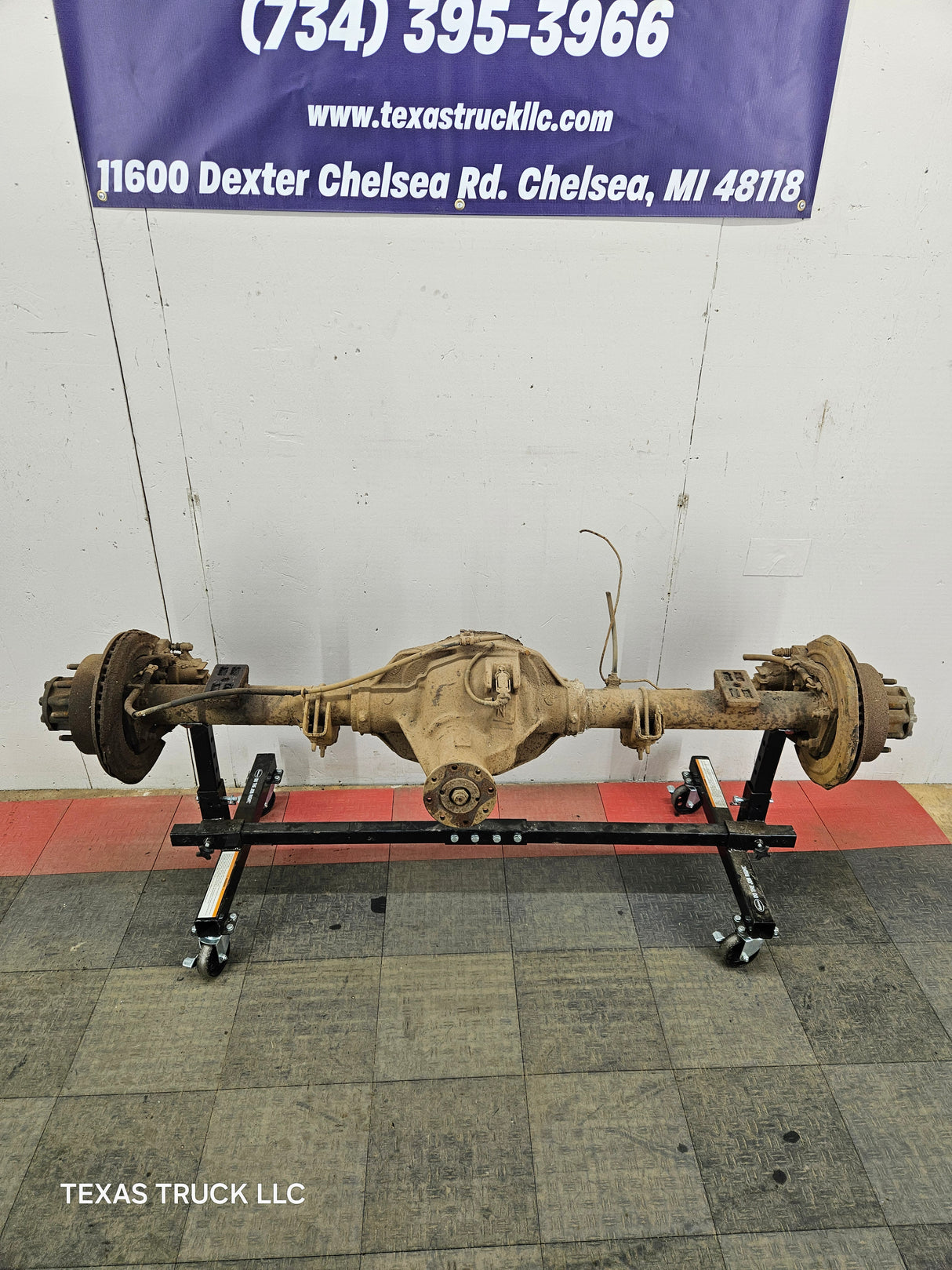 2002-2004 Ford Super Duty F250 F350 SRW Rear Axle 3.73 Gear Ratio
