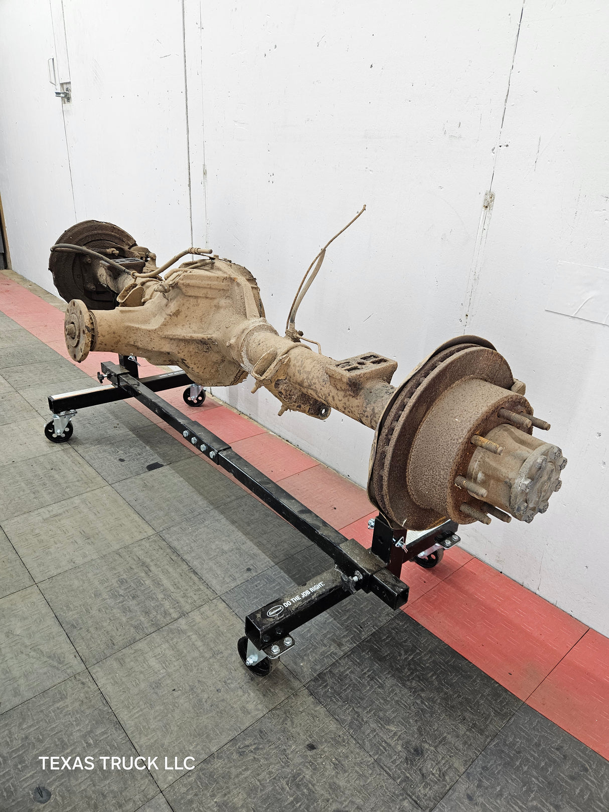 2002-2004 Ford Super Duty F250 F350 SRW Rear Axle 3.73 Gear Ratio
