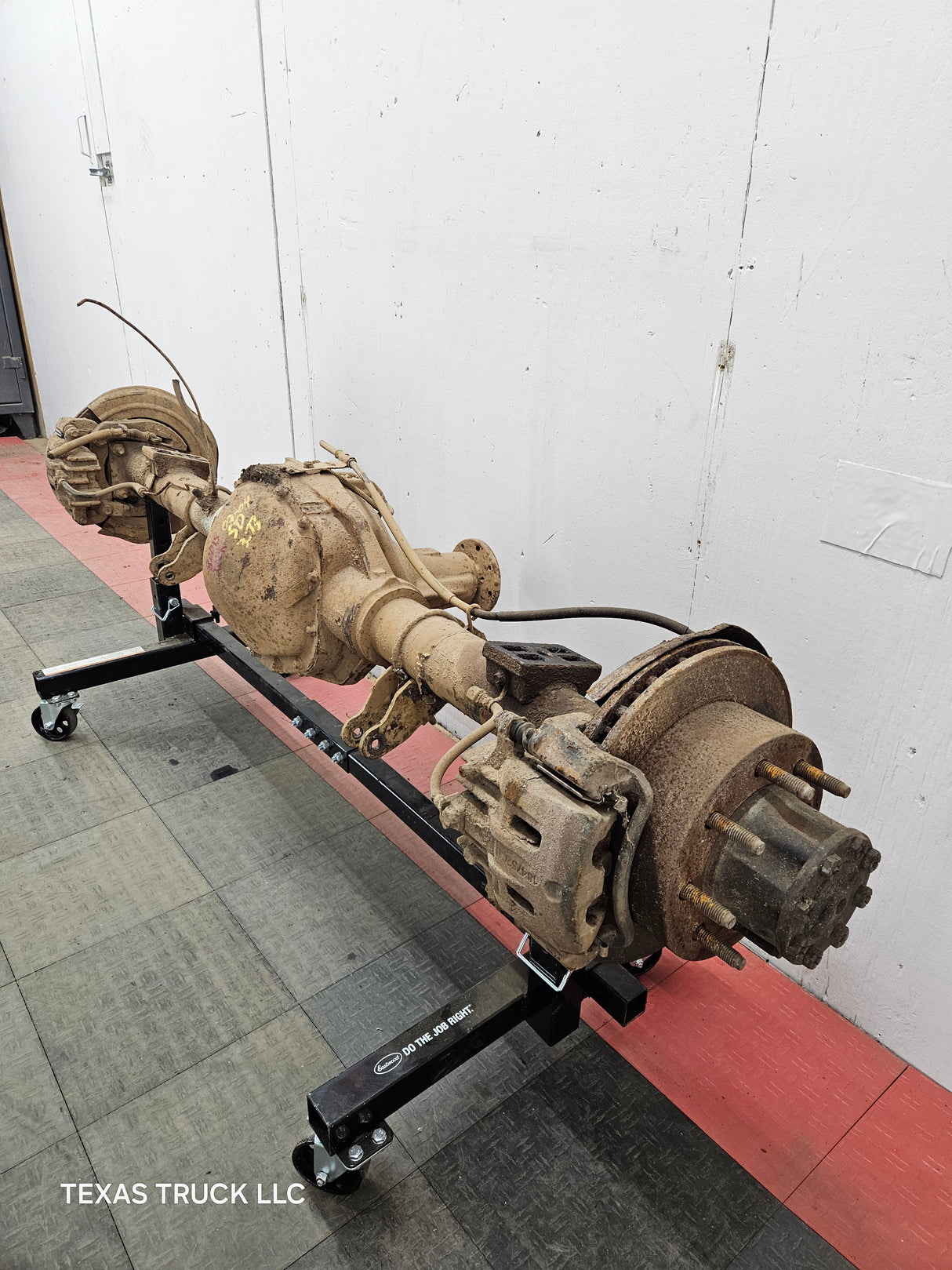 2002-2004 Ford Super Duty F250 F350 SRW Rear Axle 3.73 Gear Ratio
