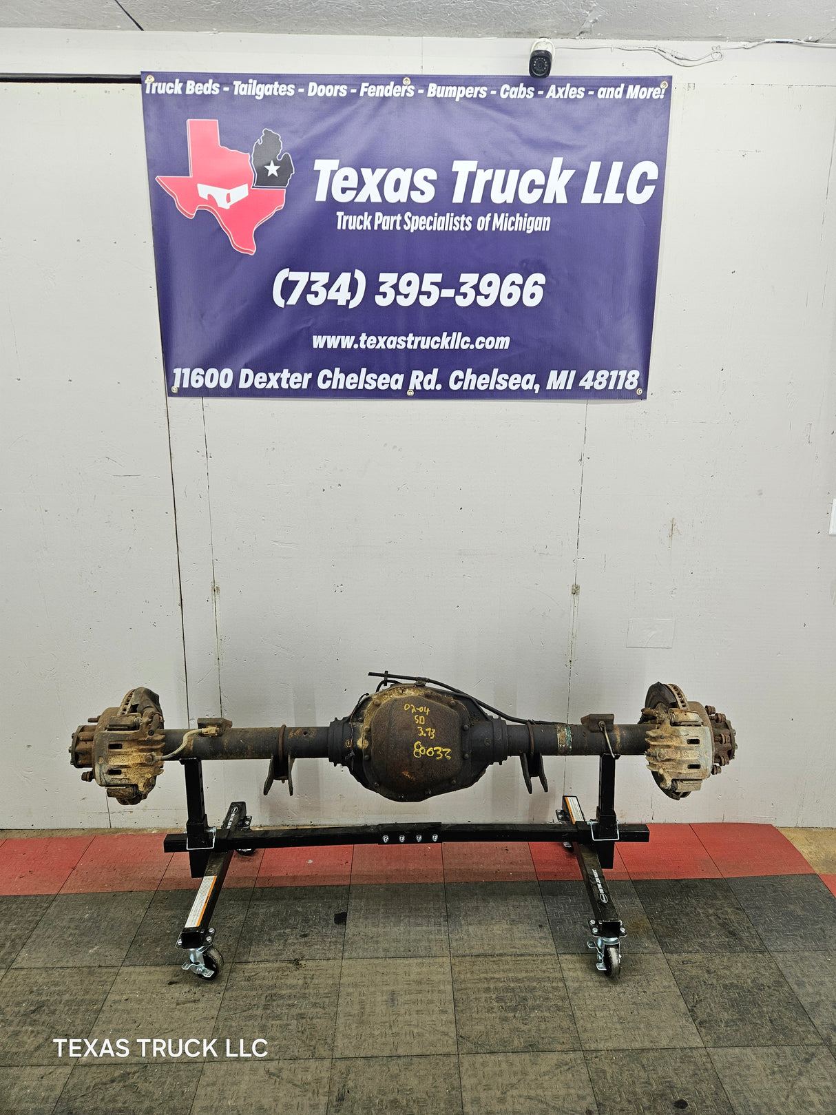 2002-2004 Ford Super Duty F250 F350 SRW Rear Axle 3.73 Gear Ratio