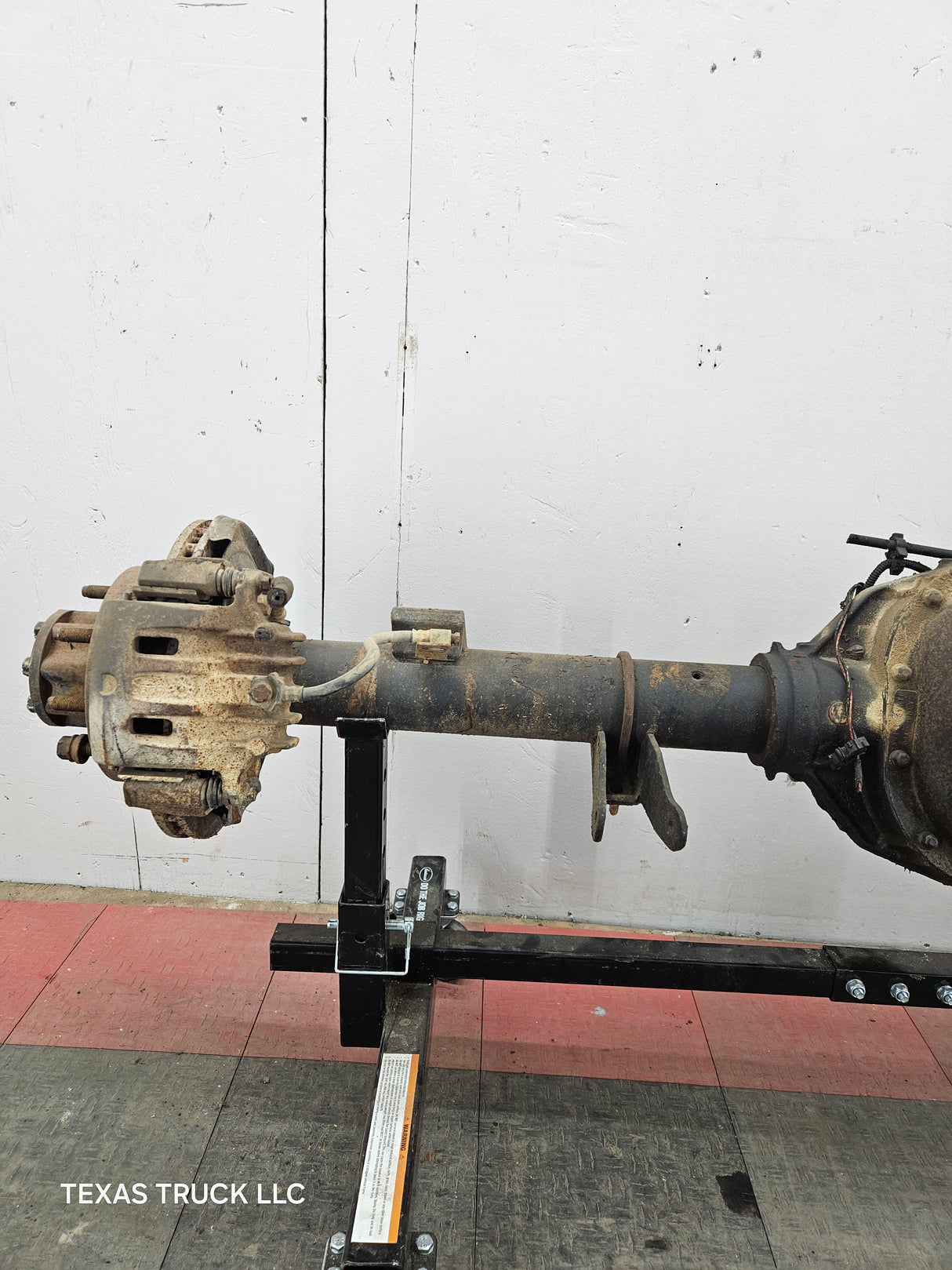 2002-2004 Ford Super Duty F250 F350 SRW Rear Axle 3.73 Gear Ratio