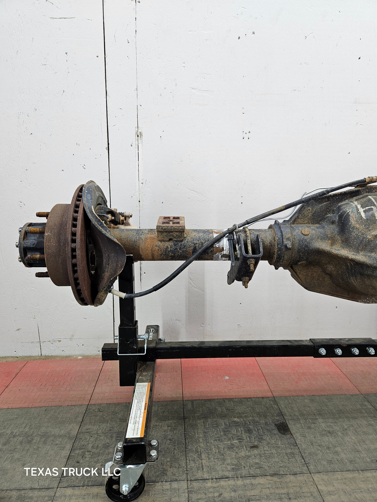 2002-2004 Ford Super Duty F250 F350 SRW Rear Axle 3.73 Gear Ratio