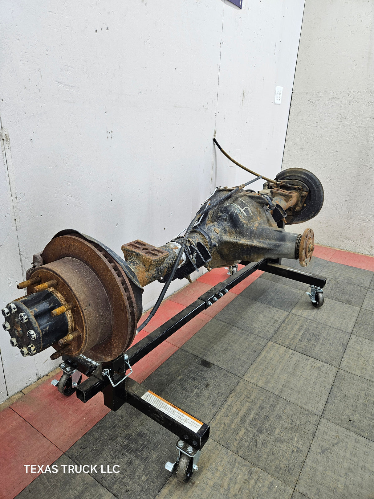 2002-2004 Ford Super Duty F250 F350 SRW Rear Axle 3.73 Gear Ratio