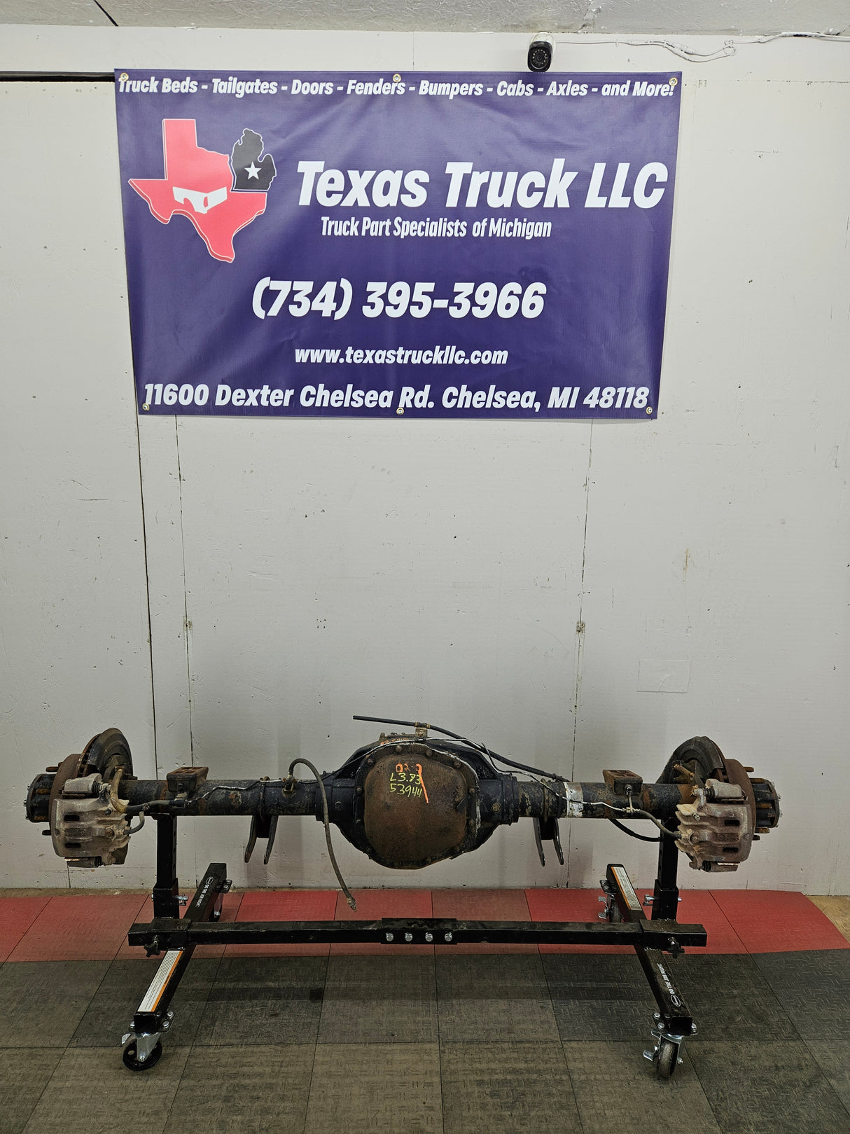 2002-2004 Ford Super Duty F250 F350 SRW Rear Axle 3.73 Gear Ratio