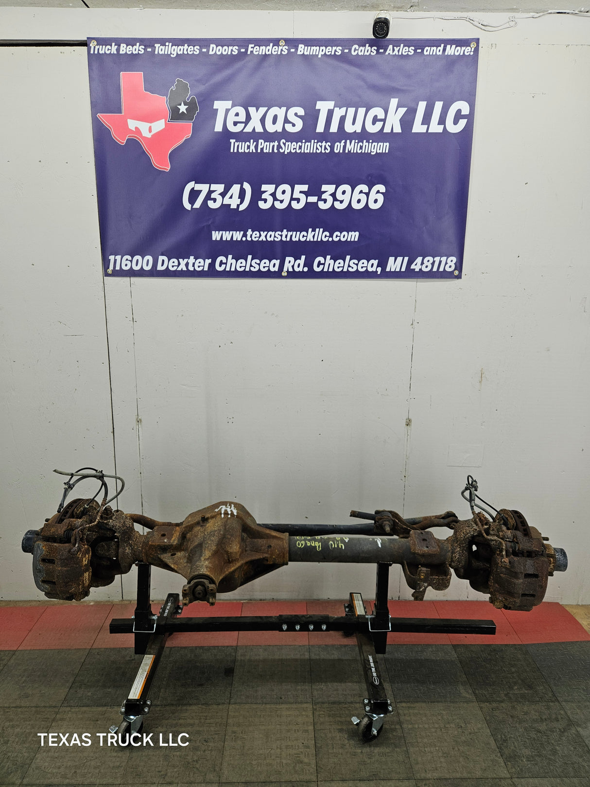 1999-2004 Ford Super Duty F250 F350 SRW Front Axle 4.10 Gear Ratio