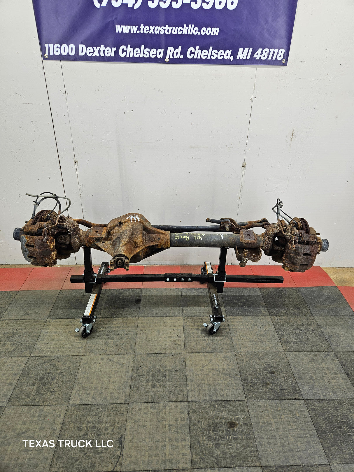 1999-2004 Ford Super Duty F250 F350 SRW Front Axle 4.10 Gear Ratio