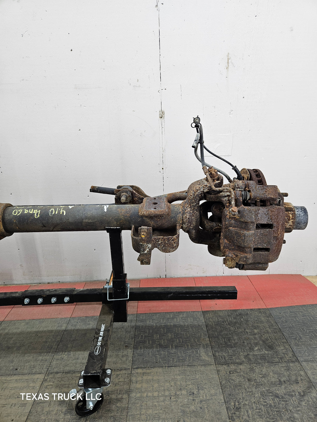 1999-2004 Ford Super Duty F250 F350 SRW Front Axle 4.10 Gear Ratio