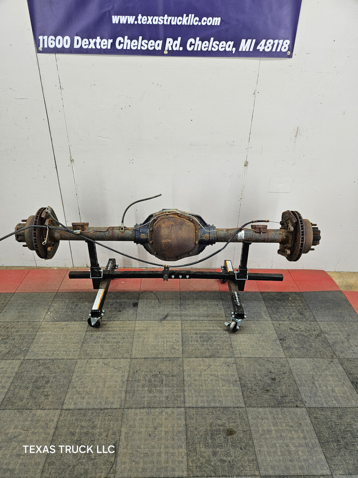 1999-2001 Ford Super Duty F250 F350 SRW Rear Axle - Part Out