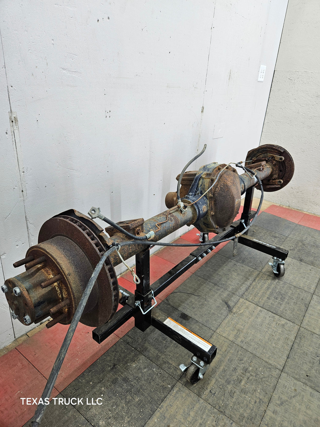 1999-2001 Ford Super Duty F250 F350 SRW Rear Axle - Part Out