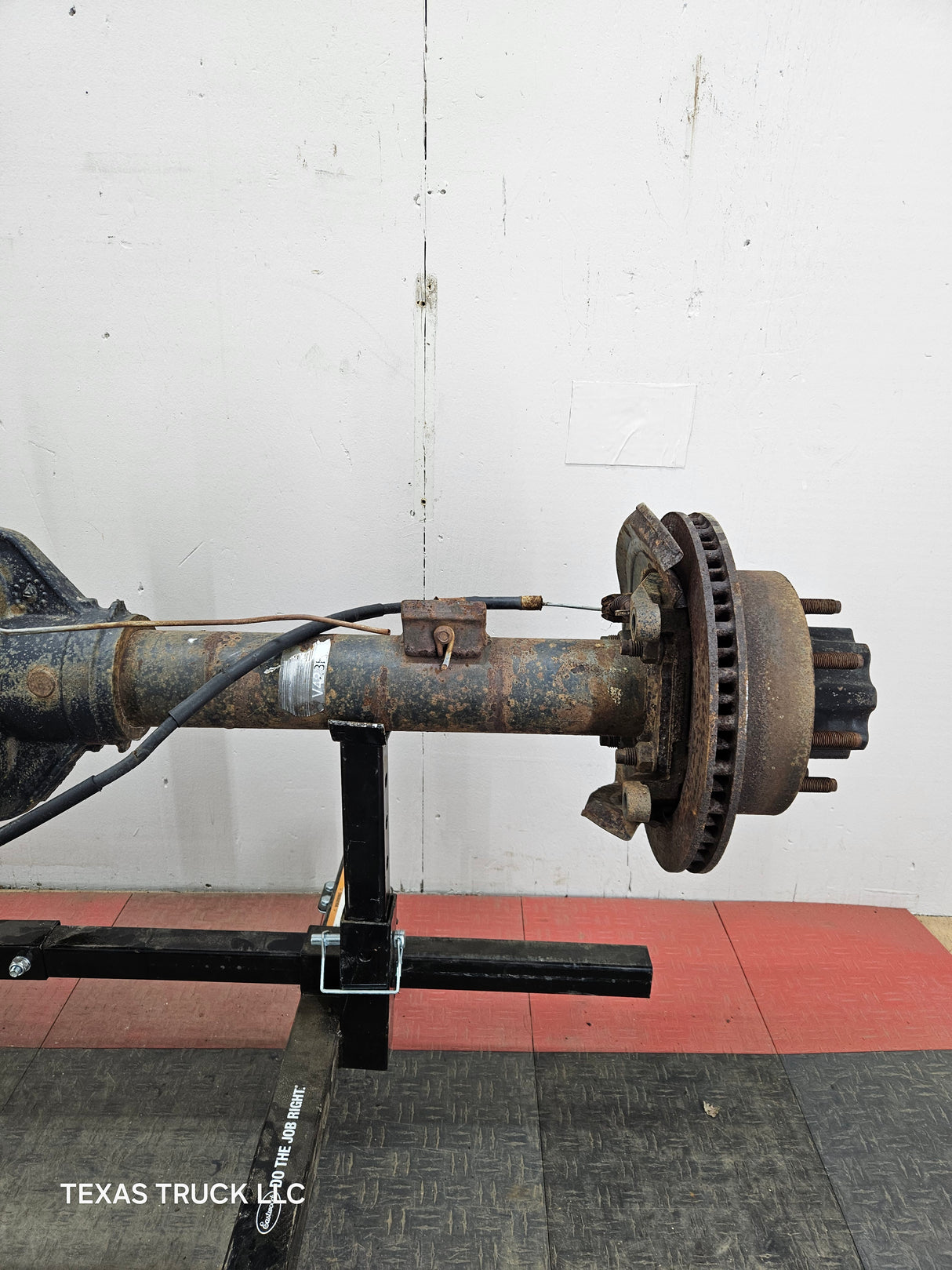 1999-2001 Ford Super Duty F250 F350 SRW Rear Axle - Part Out