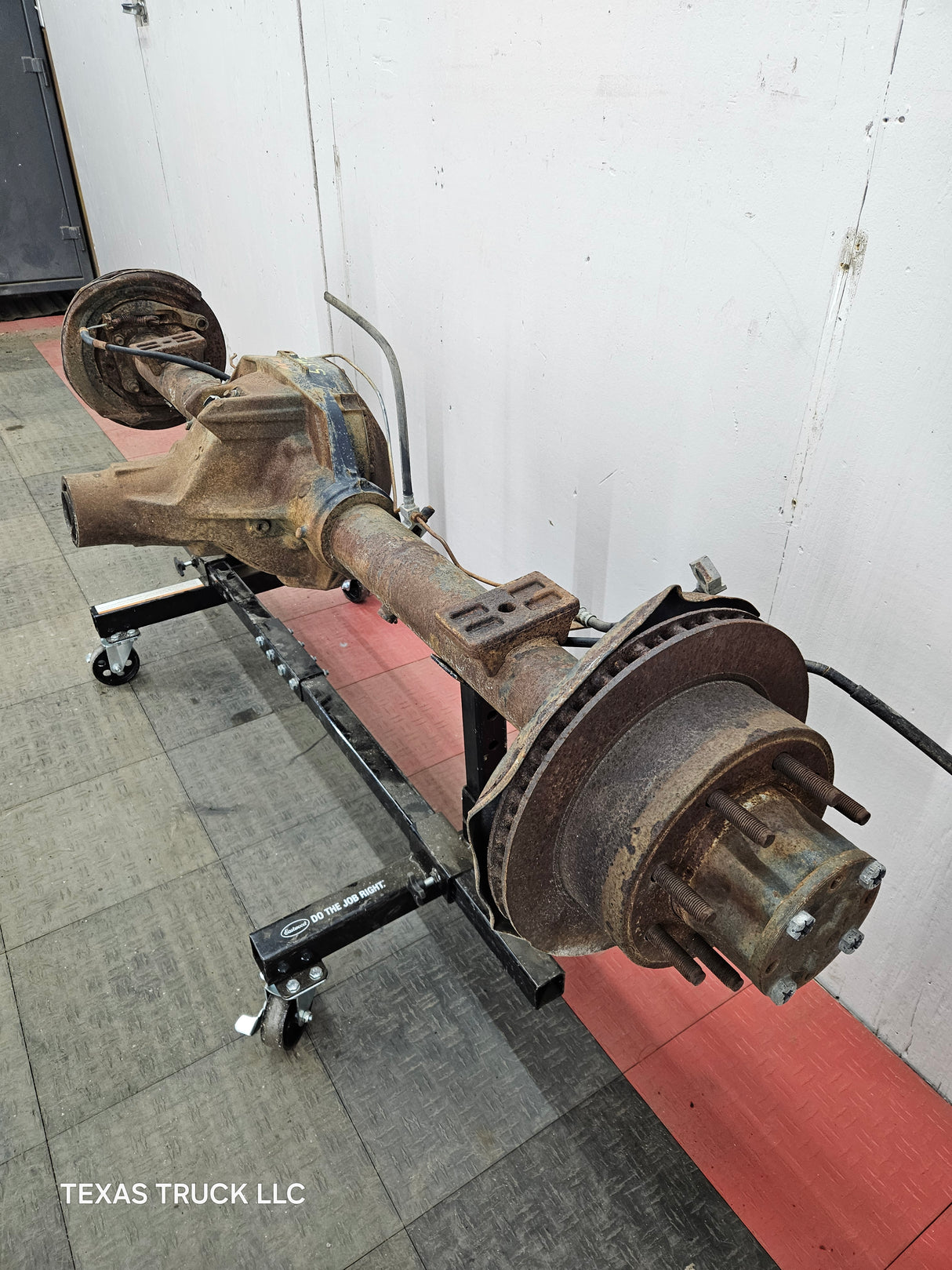 1999-2001 Ford Super Duty F250 F350 SRW Rear Axle - Part Out
