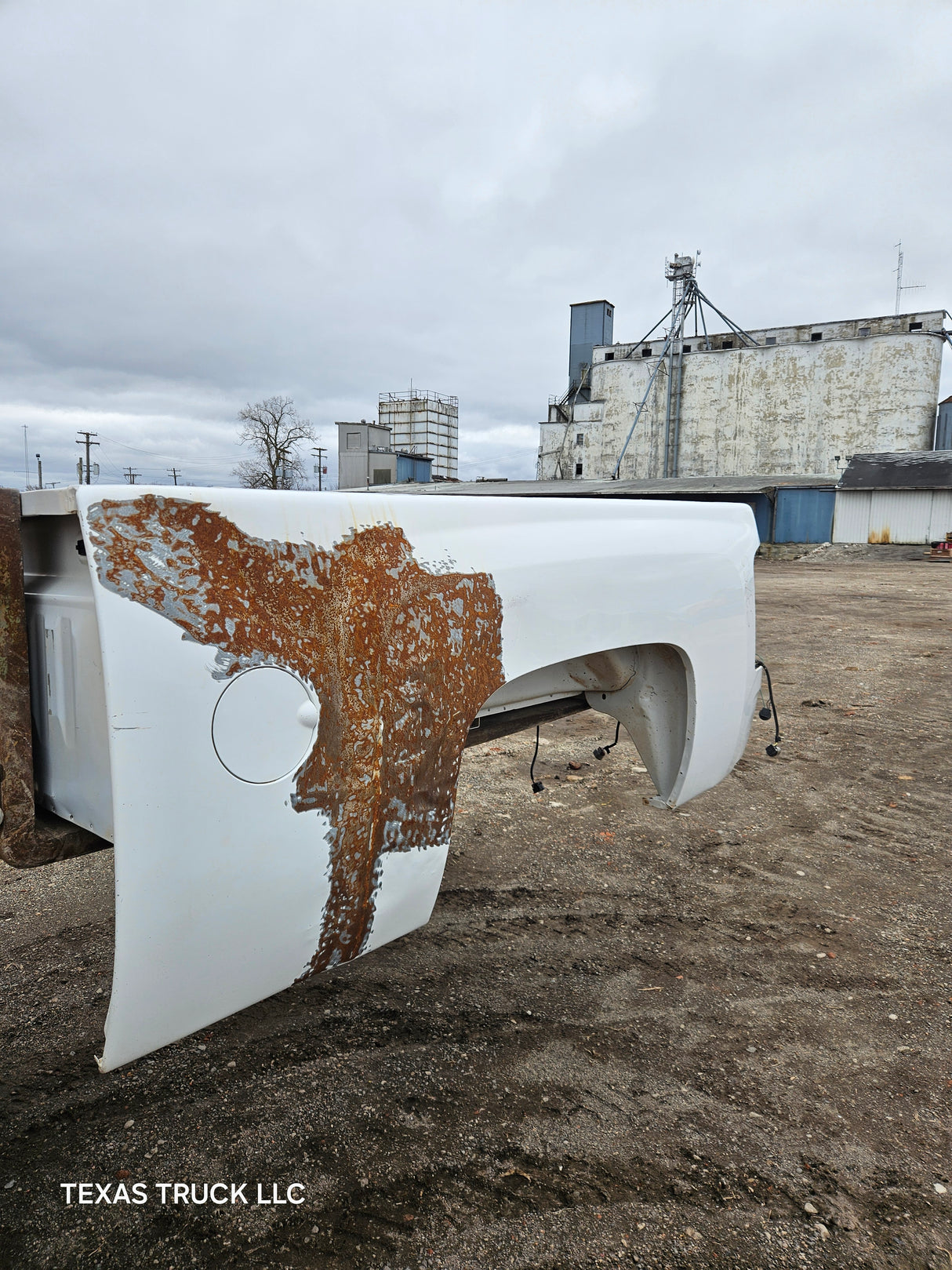 2007-2013 Chevrolet Silverado 1500 2500 3500 HD 6' 6" Short Truck Bed