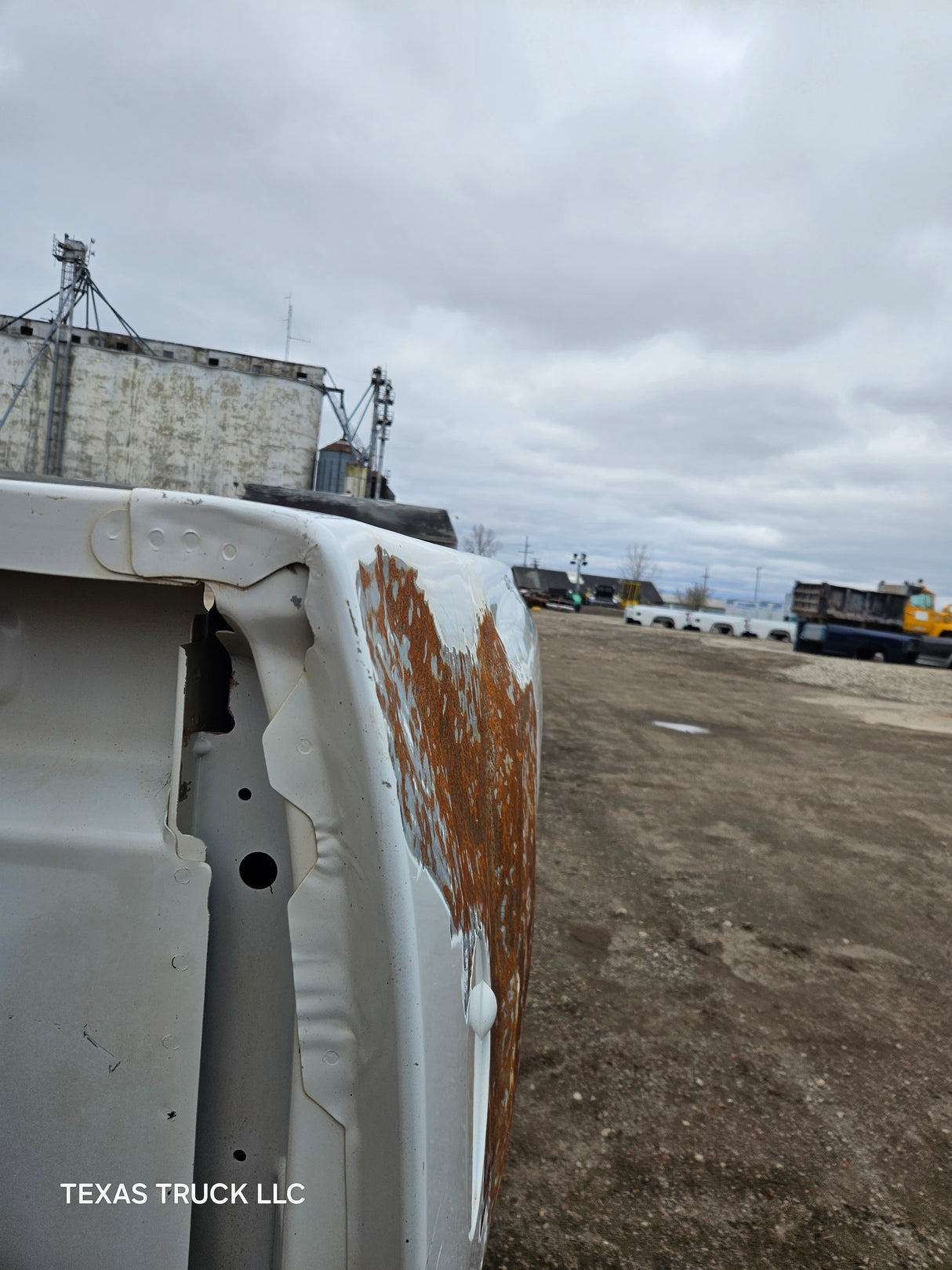 2007-2013 Chevrolet Silverado 1500 2500 3500 HD 6' 6" Short Truck Bed