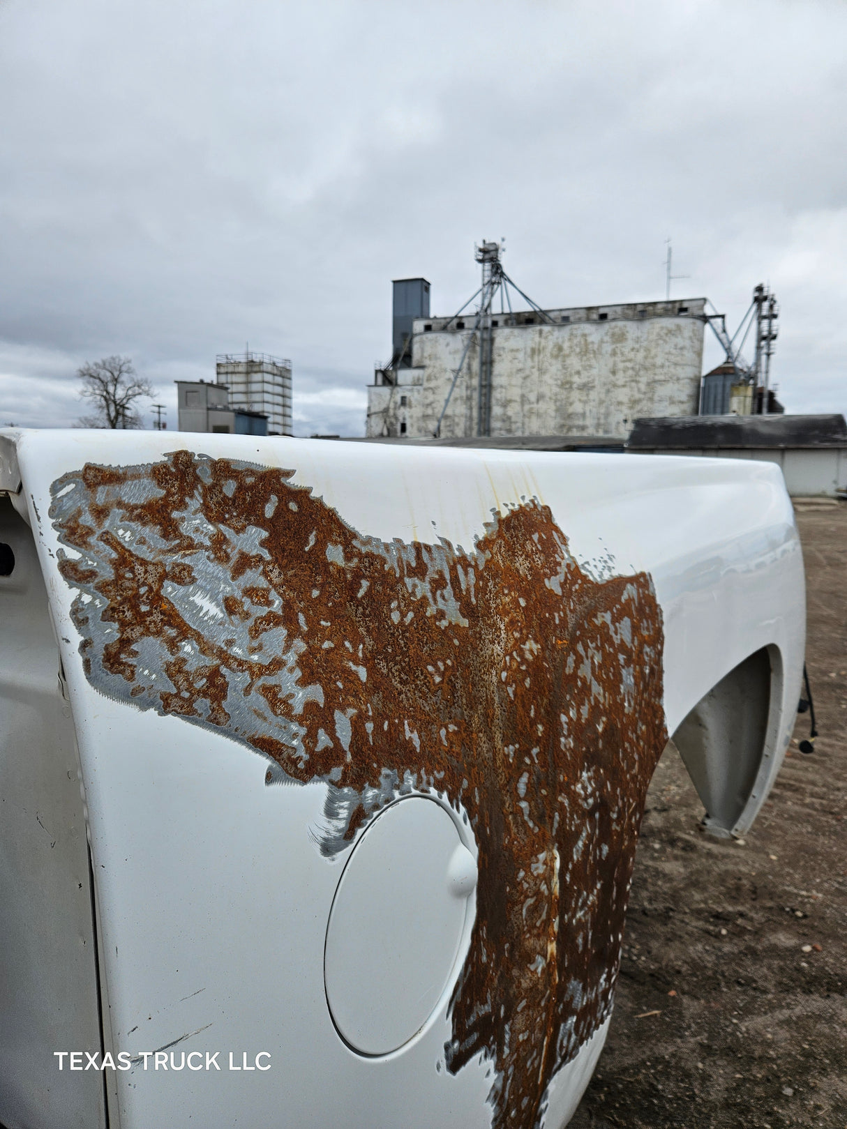 2007-2013 Chevrolet Silverado 1500 2500 3500 HD 6' 6" Short Truck Bed