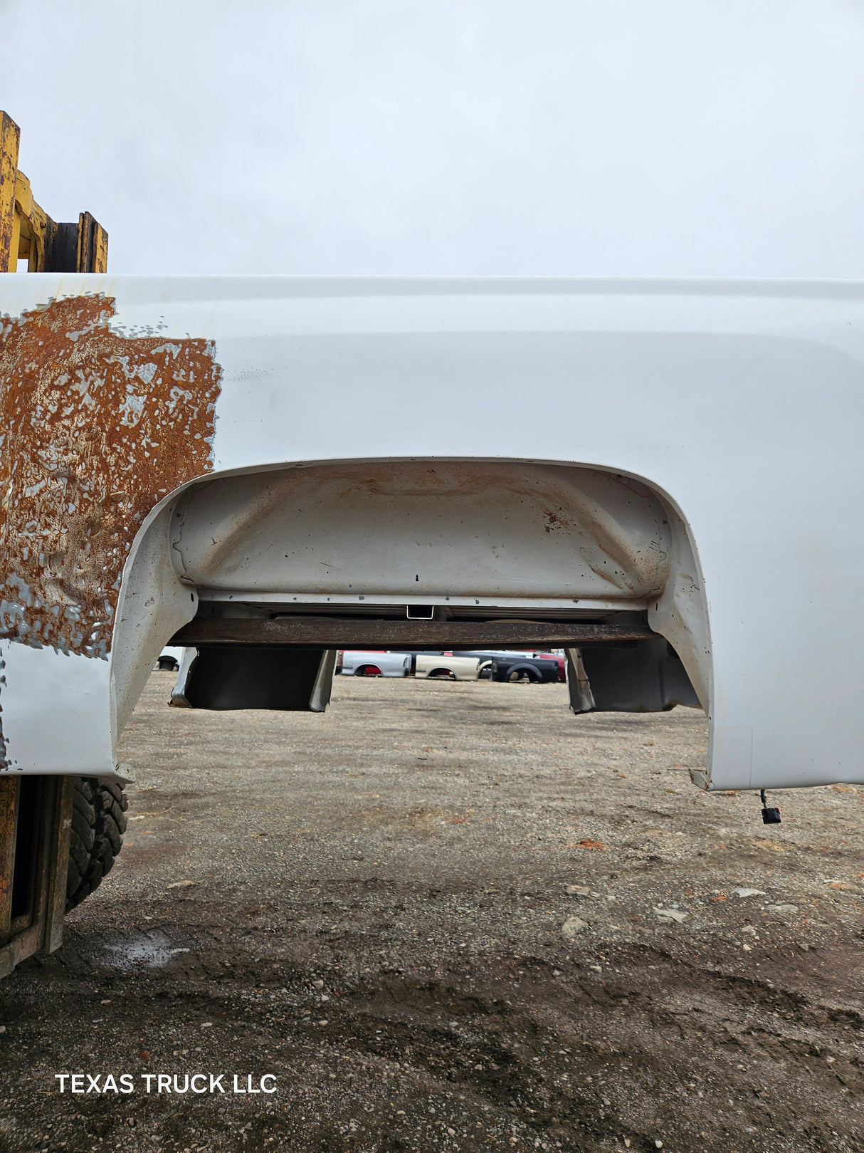 2007-2013 Chevrolet Silverado 1500 2500 3500 HD 6' 6" Short Truck Bed