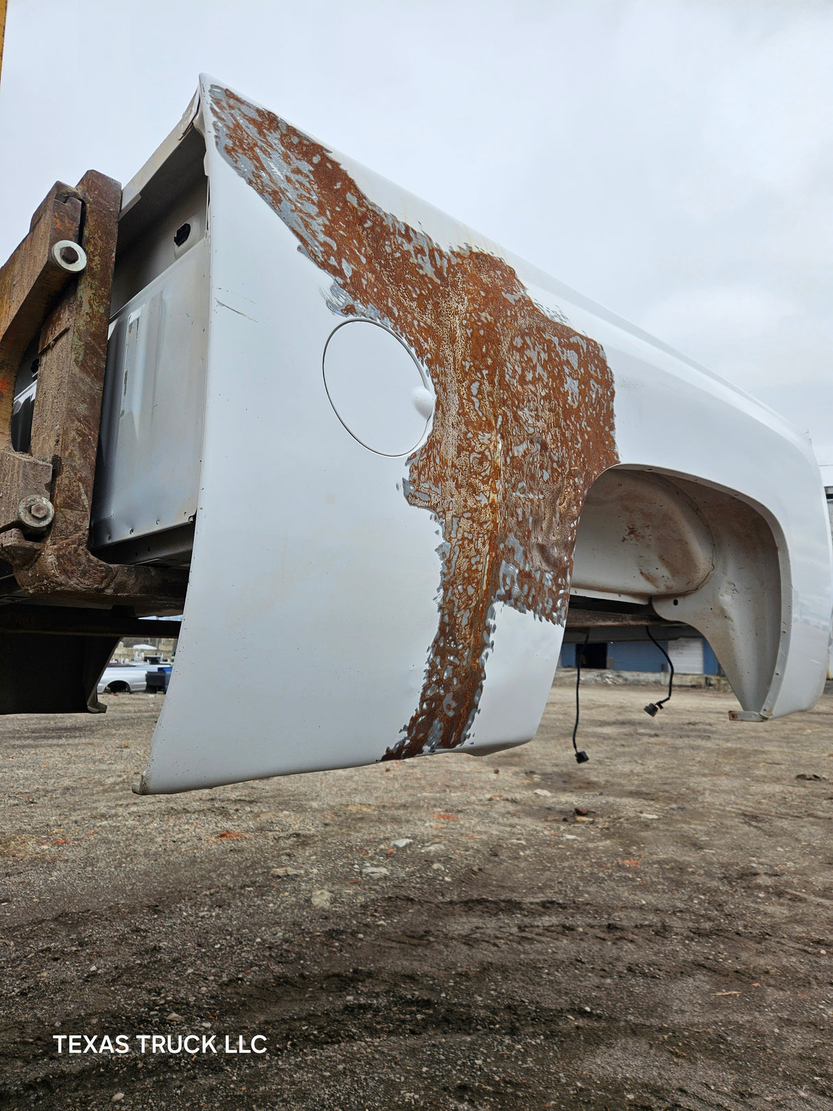 2007-2013 Chevrolet Silverado 1500 2500 3500 HD 6' 6" Short Truck Bed