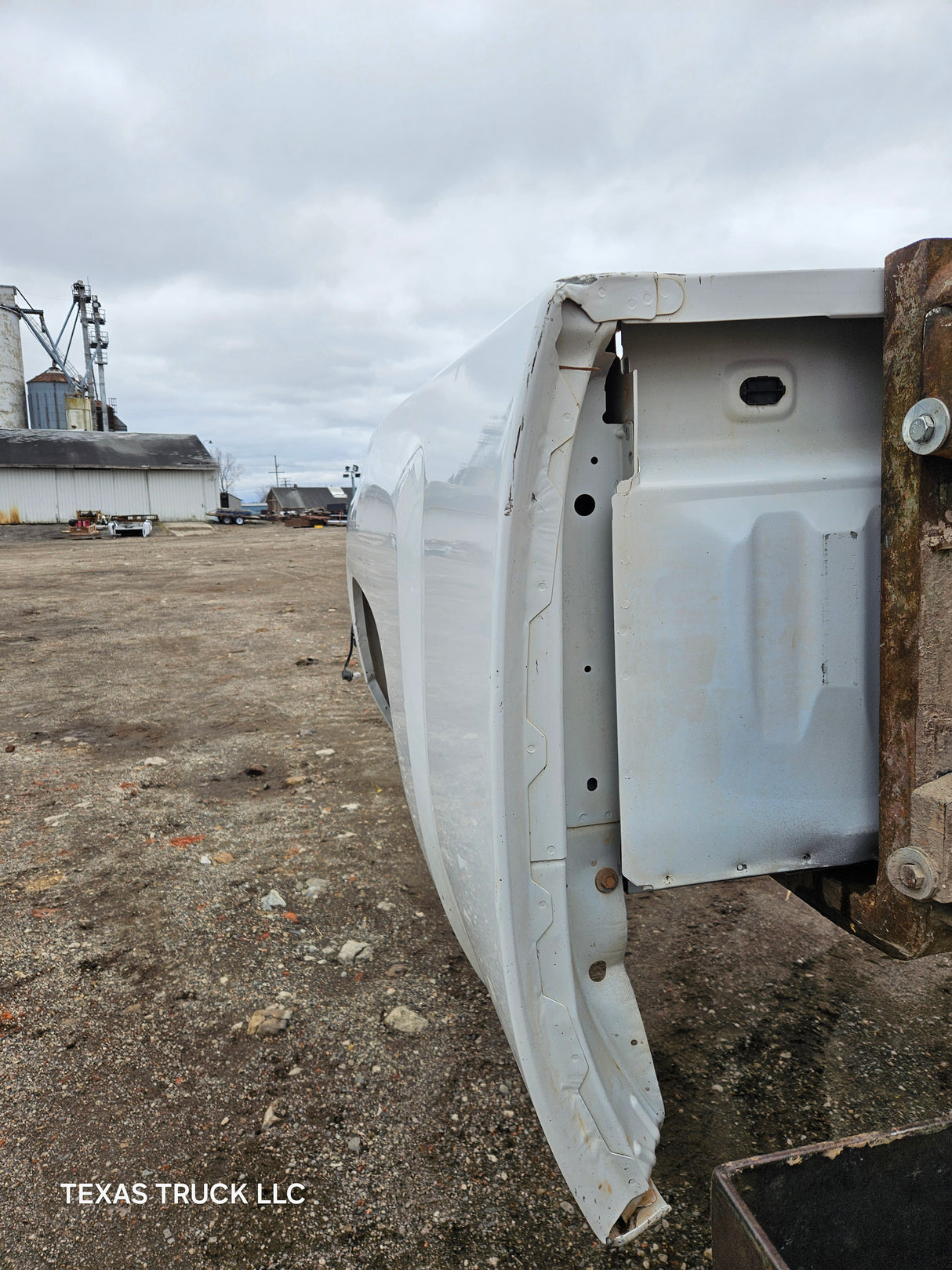 2007-2013 Chevrolet Silverado 1500 2500 3500 HD 6' 6" Short Truck Bed