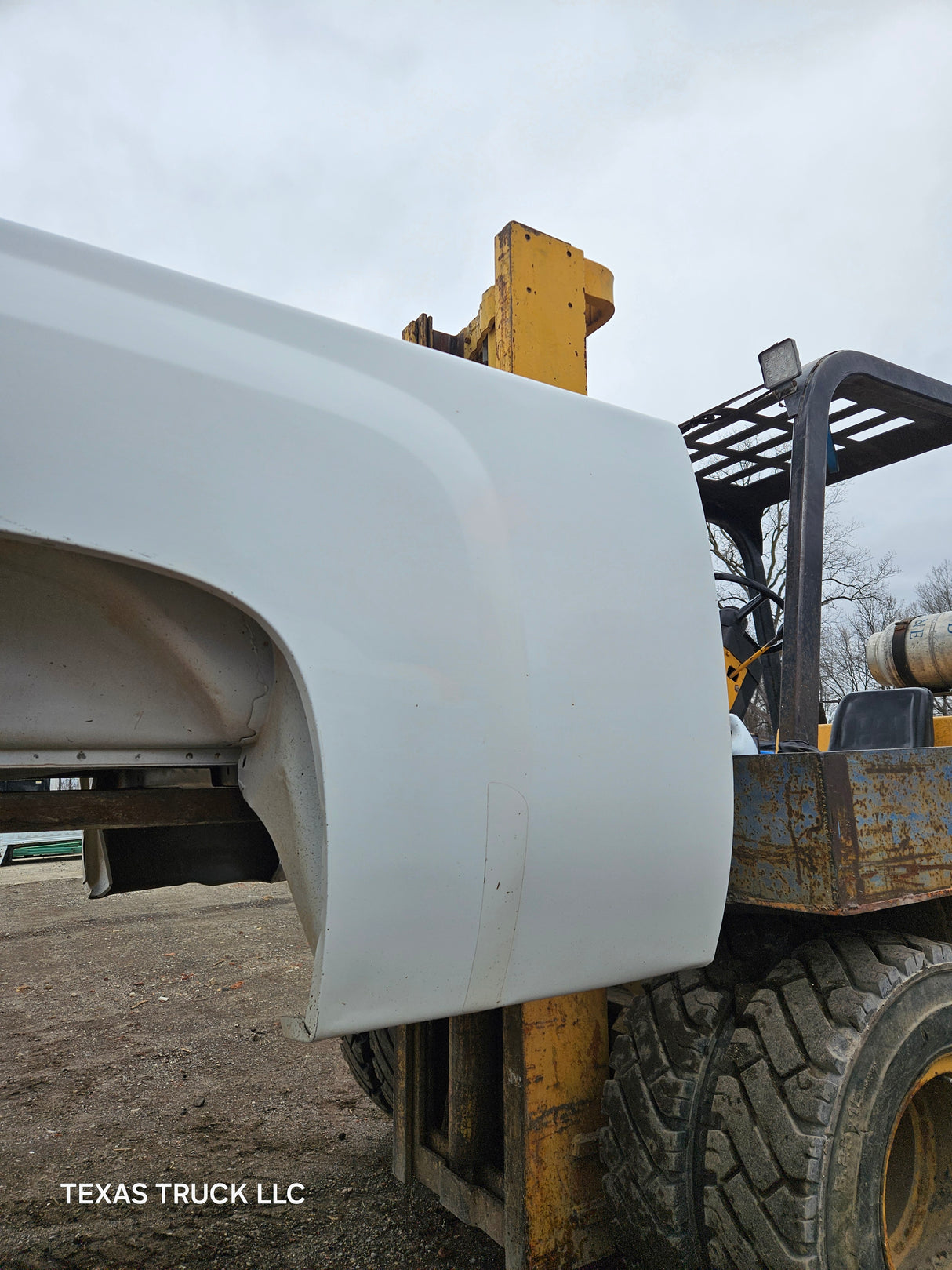 2007-2013 Chevrolet Silverado 1500 2500 3500 HD 6' 6" Short Truck Bed