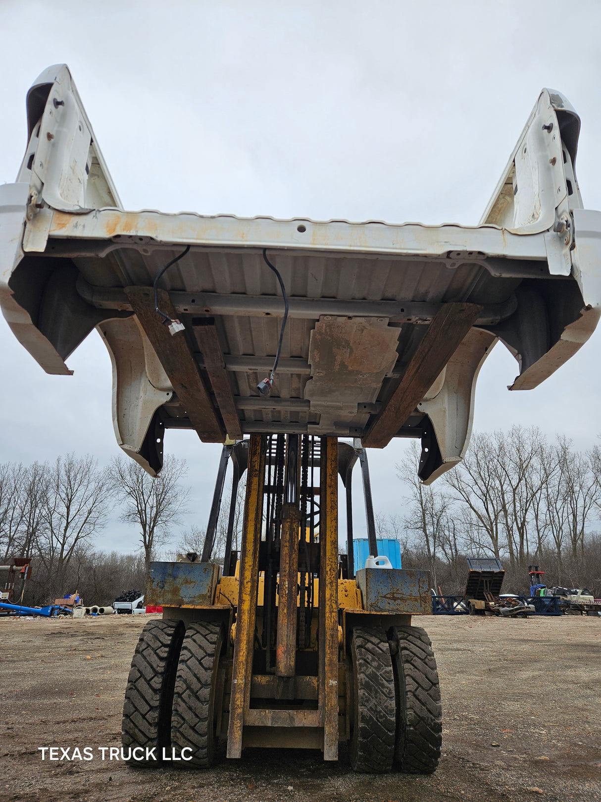 2007-2013 Chevrolet Silverado 1500 2500 3500 HD 6' 6" Short Truck Bed