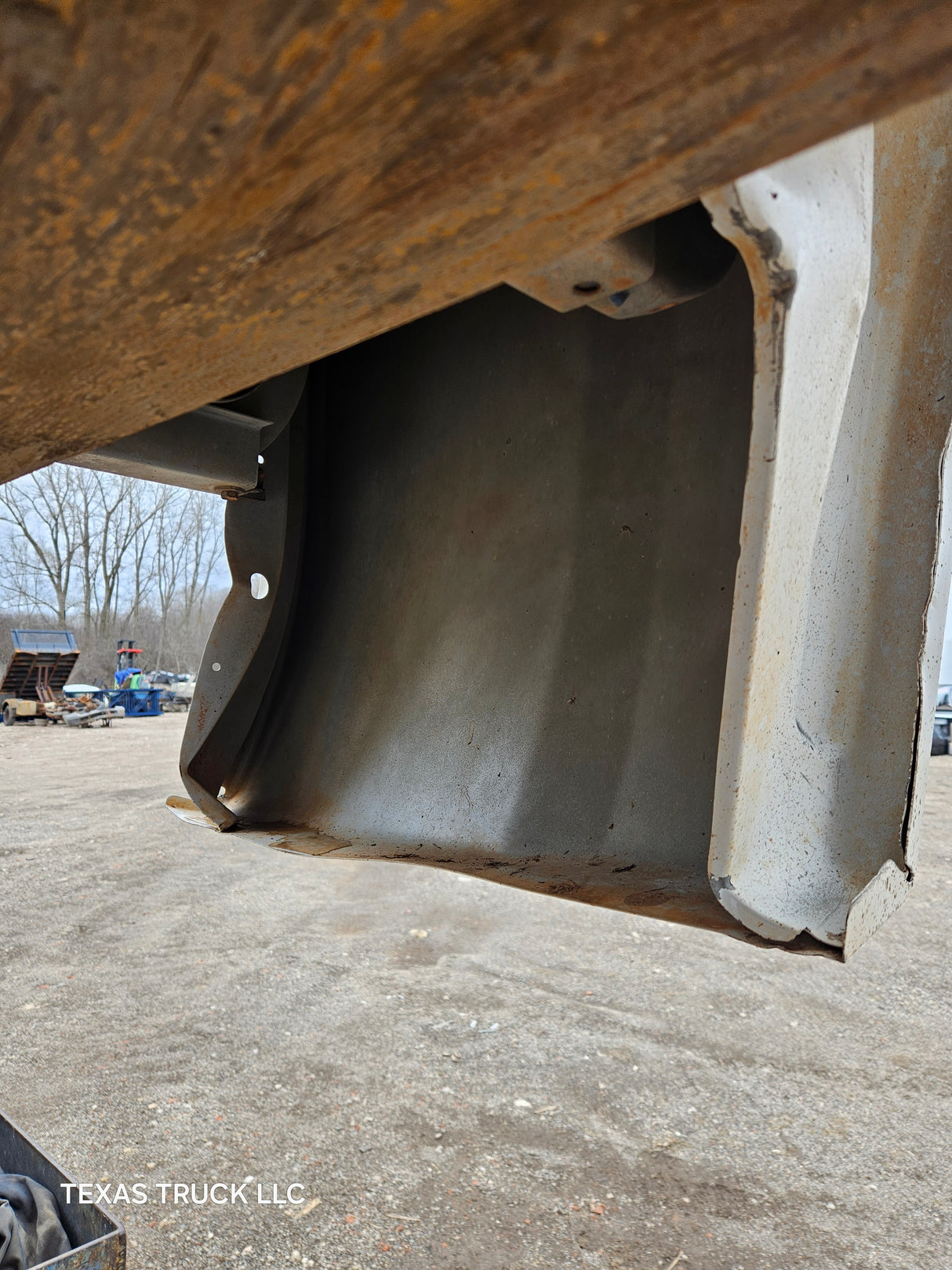 2007-2013 Chevrolet Silverado 1500 2500 3500 HD 6' 6" Short Truck Bed