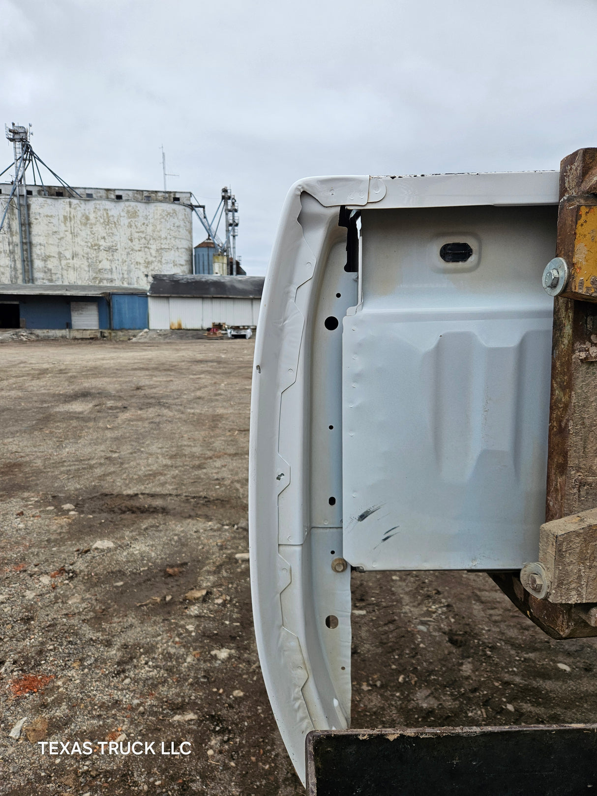 2007-2013 Chevrolet Silverado 1500 2500 3500 HD 6' 6" Short Truck Bed