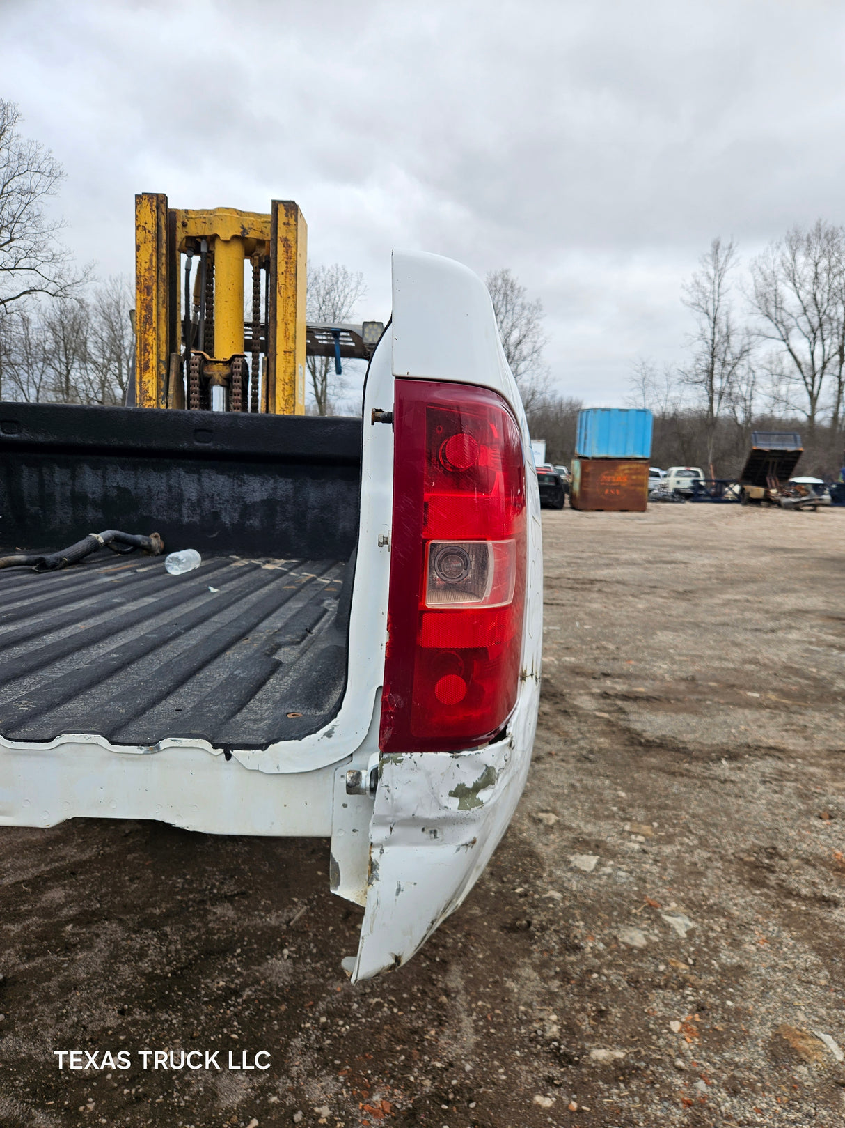 2007-2013 Chevrolet Silverado 1500 2500 3500 HD 6' 6" Short Truck Bed