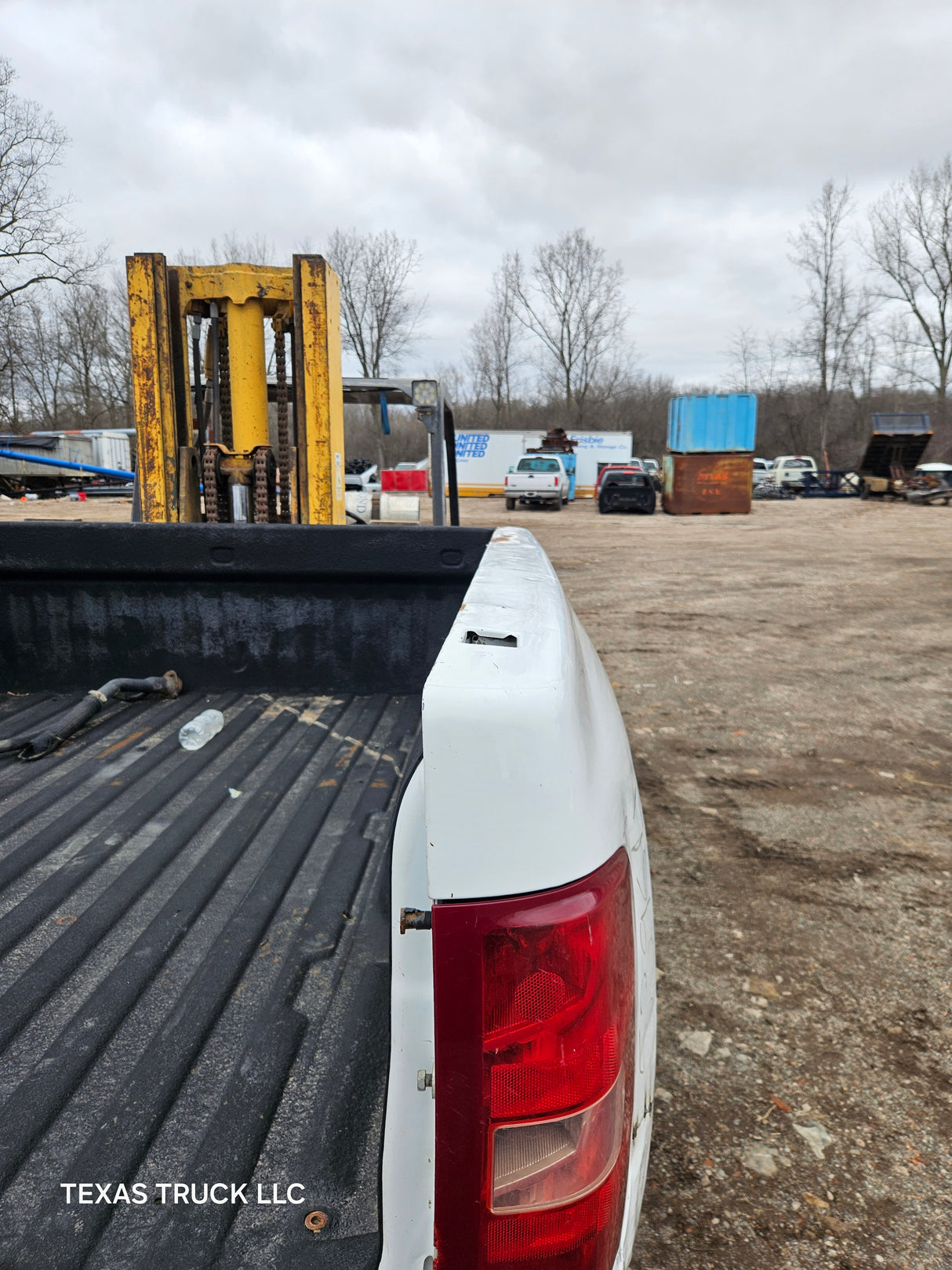 2007-2013 Chevrolet Silverado 1500 2500 3500 HD 6' 6" Short Truck Bed