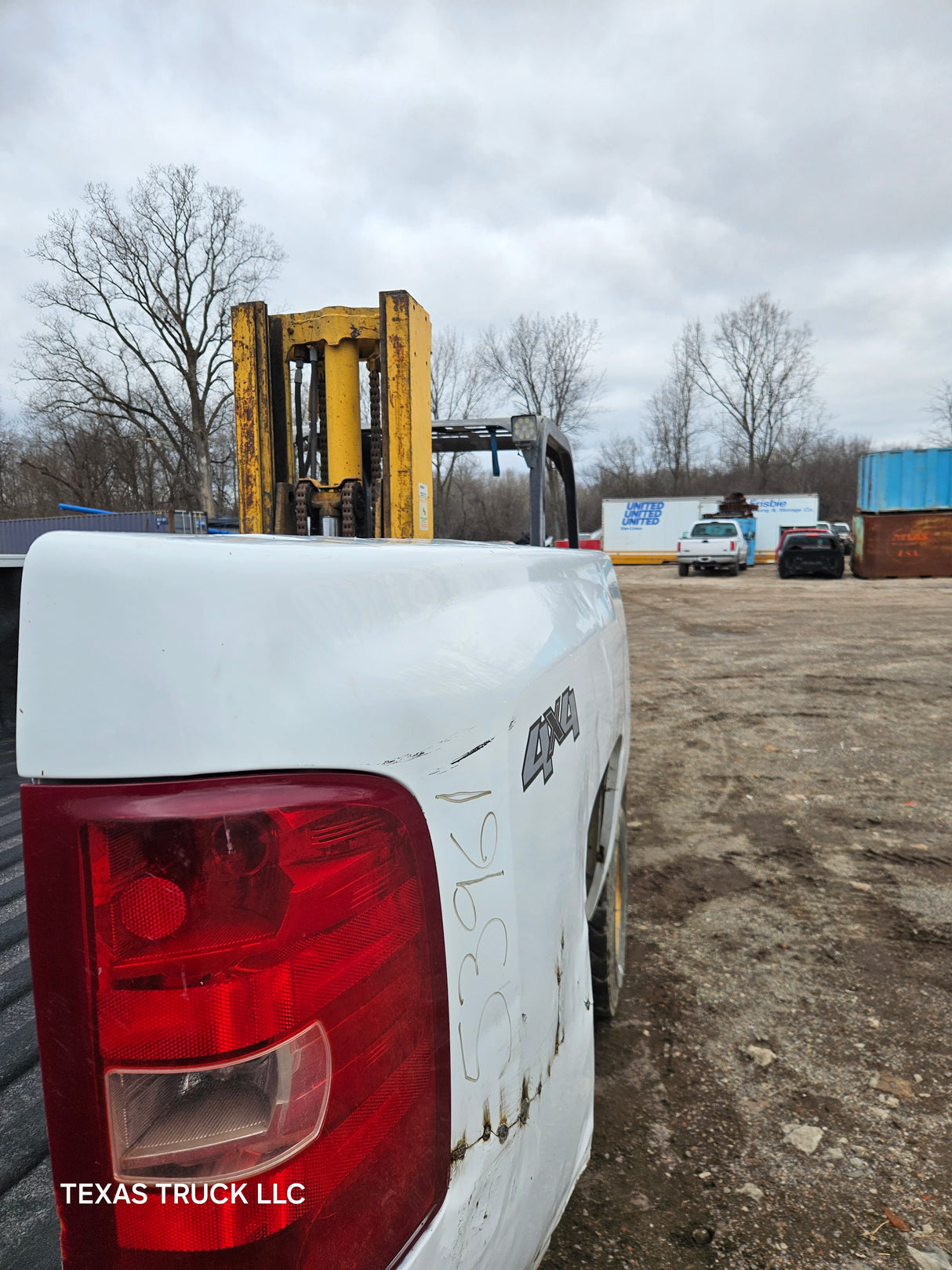 2007-2013 Chevrolet Silverado 1500 2500 3500 HD 6' 6" Short Truck Bed
