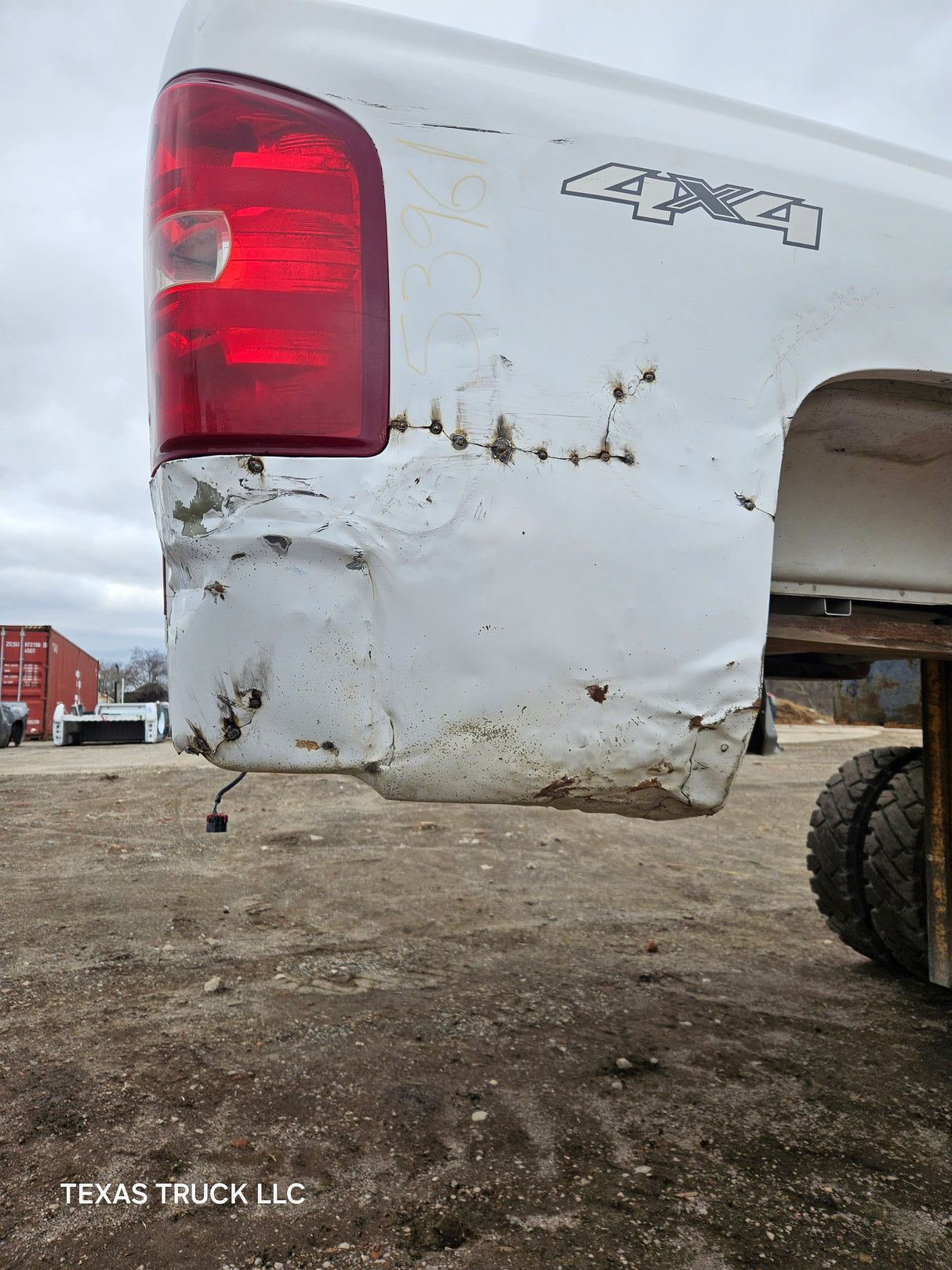 2007-2013 Chevrolet Silverado 1500 2500 3500 HD 6' 6" Short Truck Bed