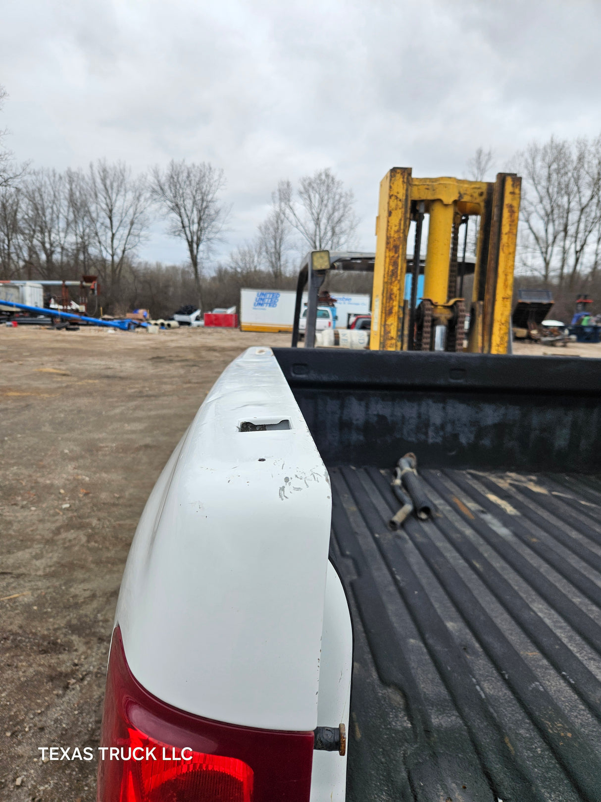 2007-2013 Chevrolet Silverado 1500 2500 3500 HD 6' 6" Short Truck Bed