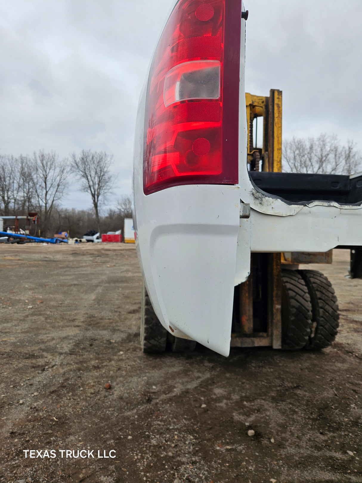 2007-2013 Chevrolet Silverado 1500 2500 3500 HD 6' 6" Short Truck Bed