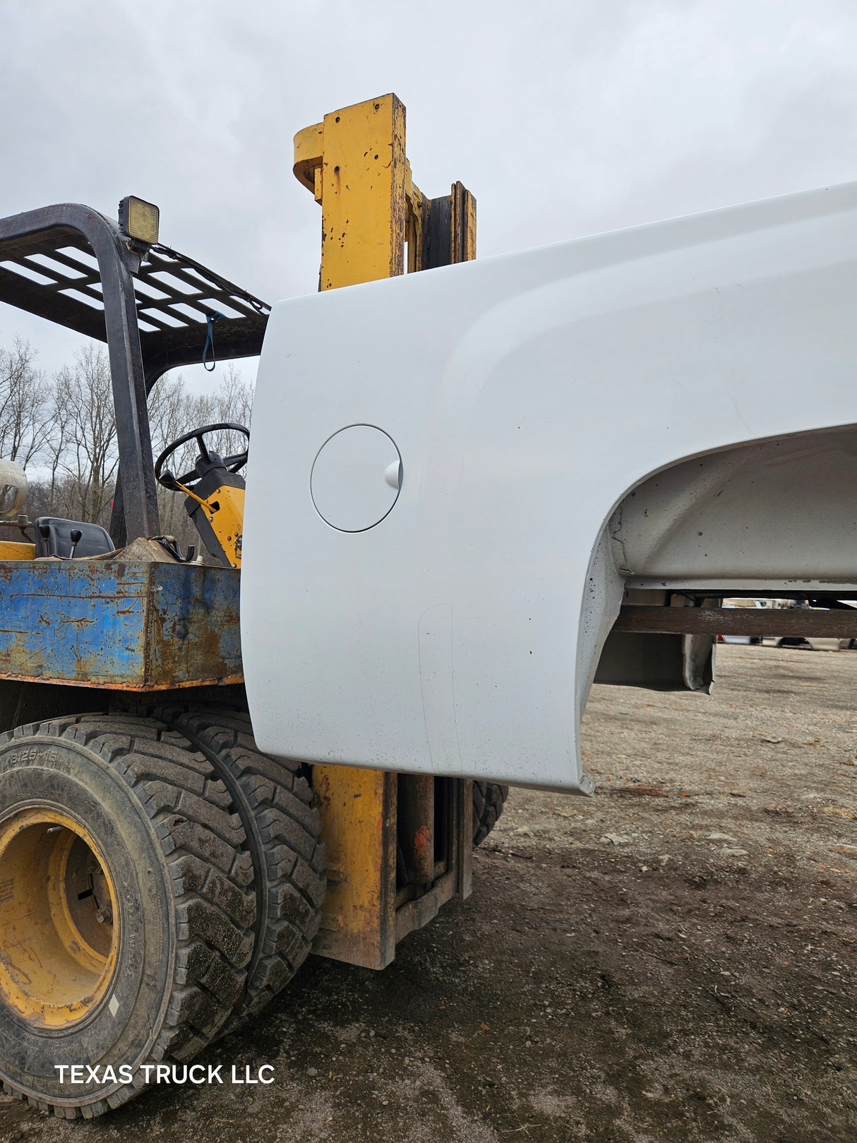 2007-2013 Chevrolet Silverado 1500 2500 3500 HD 6' 6" Short Truck Bed