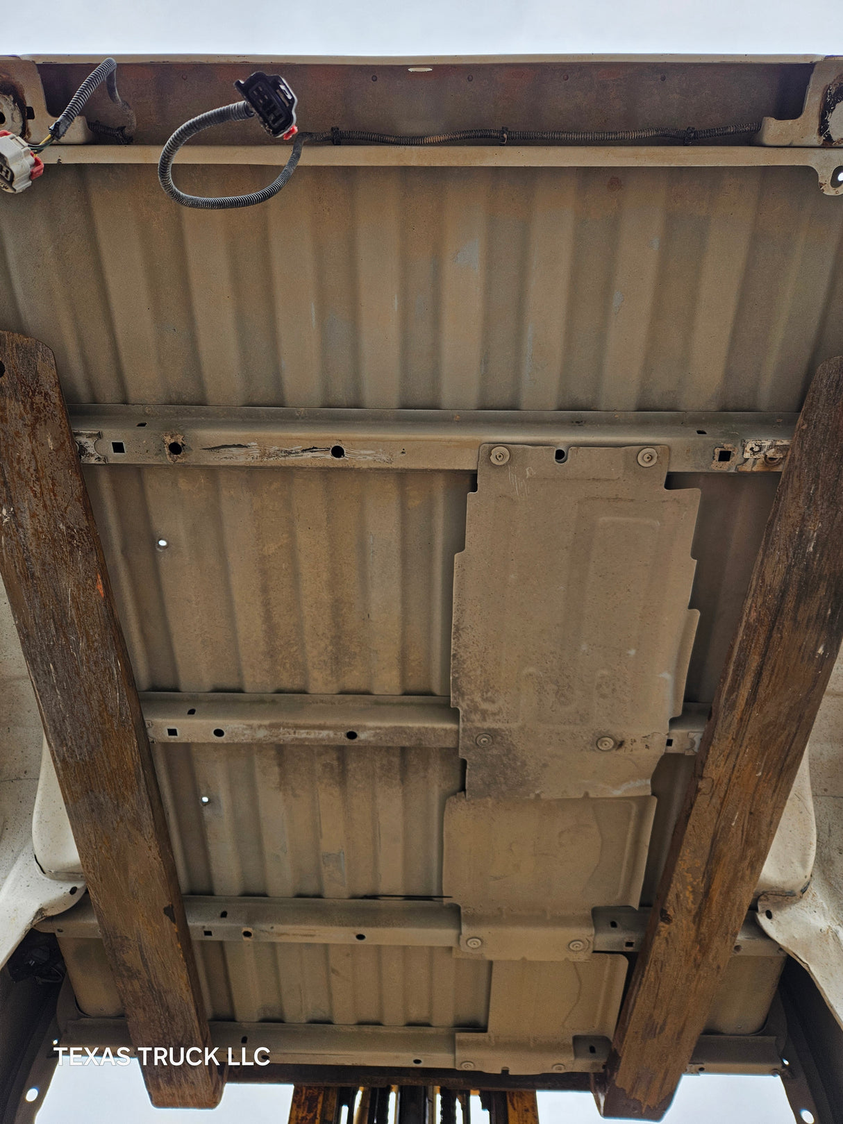 2007-2013 Chevrolet Silverado 1500 2500 3500 HD 6' 6" Short Truck Bed