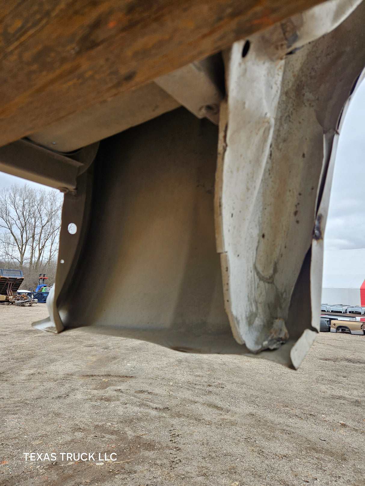 2007-2013 Chevrolet Silverado 1500 2500 3500 HD 6' 6" Short Truck Bed