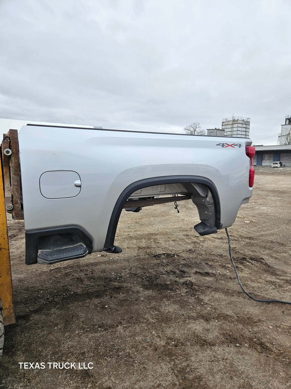 2019-2025 Chevrolet Silverado 2500 3500 HD 6' 6" Short Truck Bed